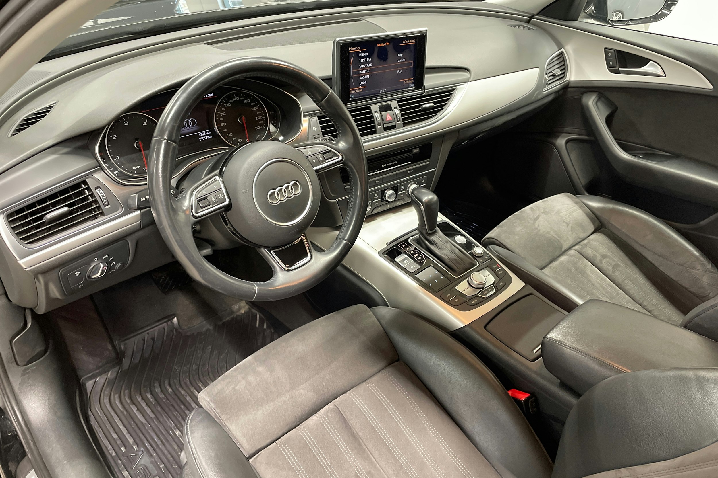 musta Audi A6 2016 kuva 6.