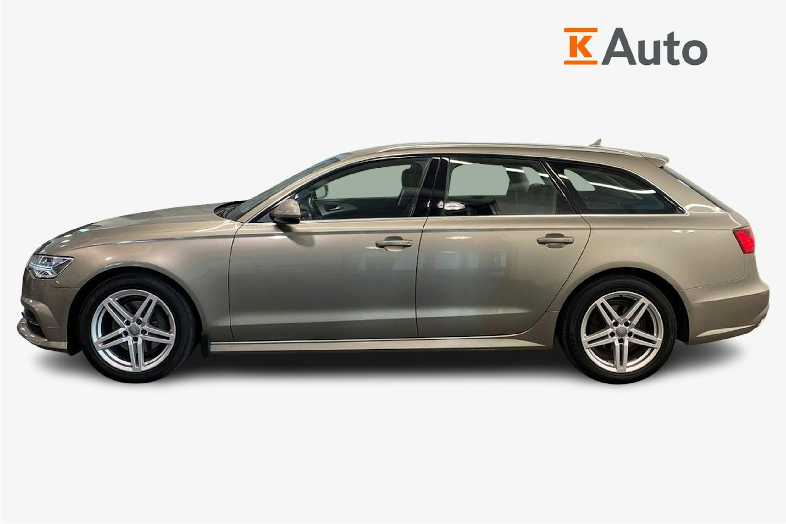 ruskea (beige) Audi A6 2017 kuva 6.