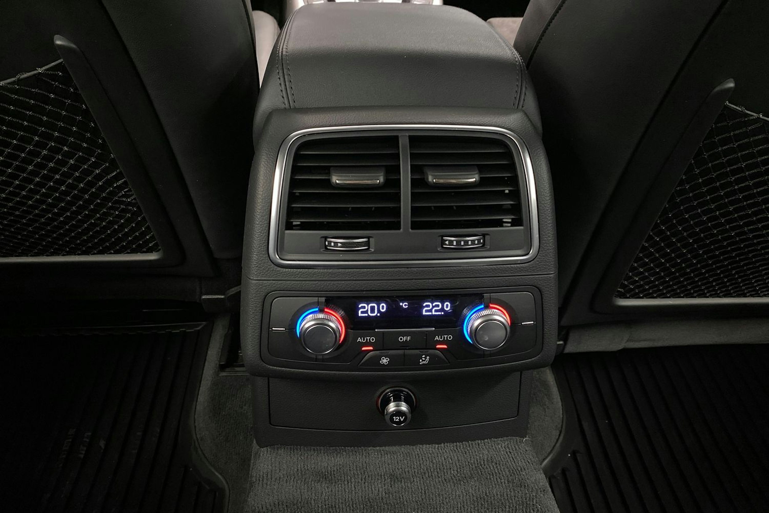 ruskea (beige) Audi A6 2017 kuva 15.