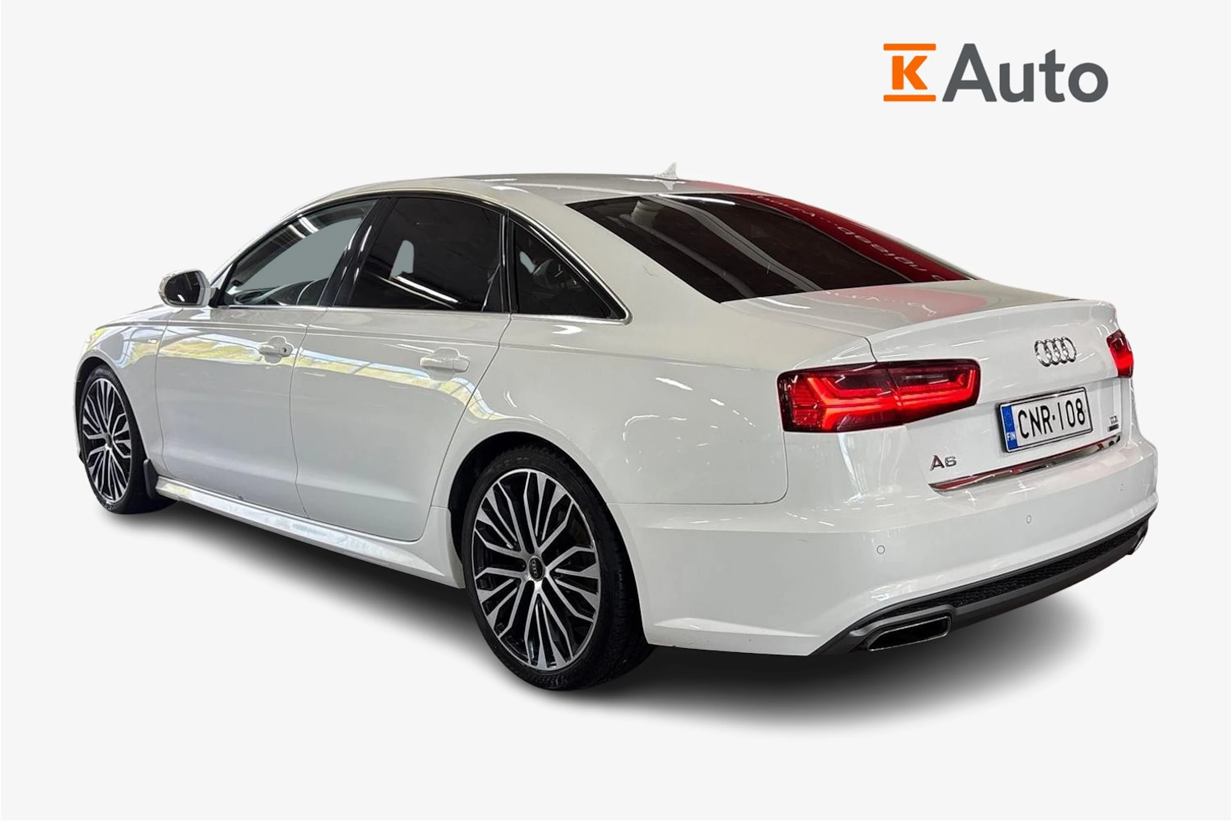 valkoinen Audi A6 2017 kuva 2.
