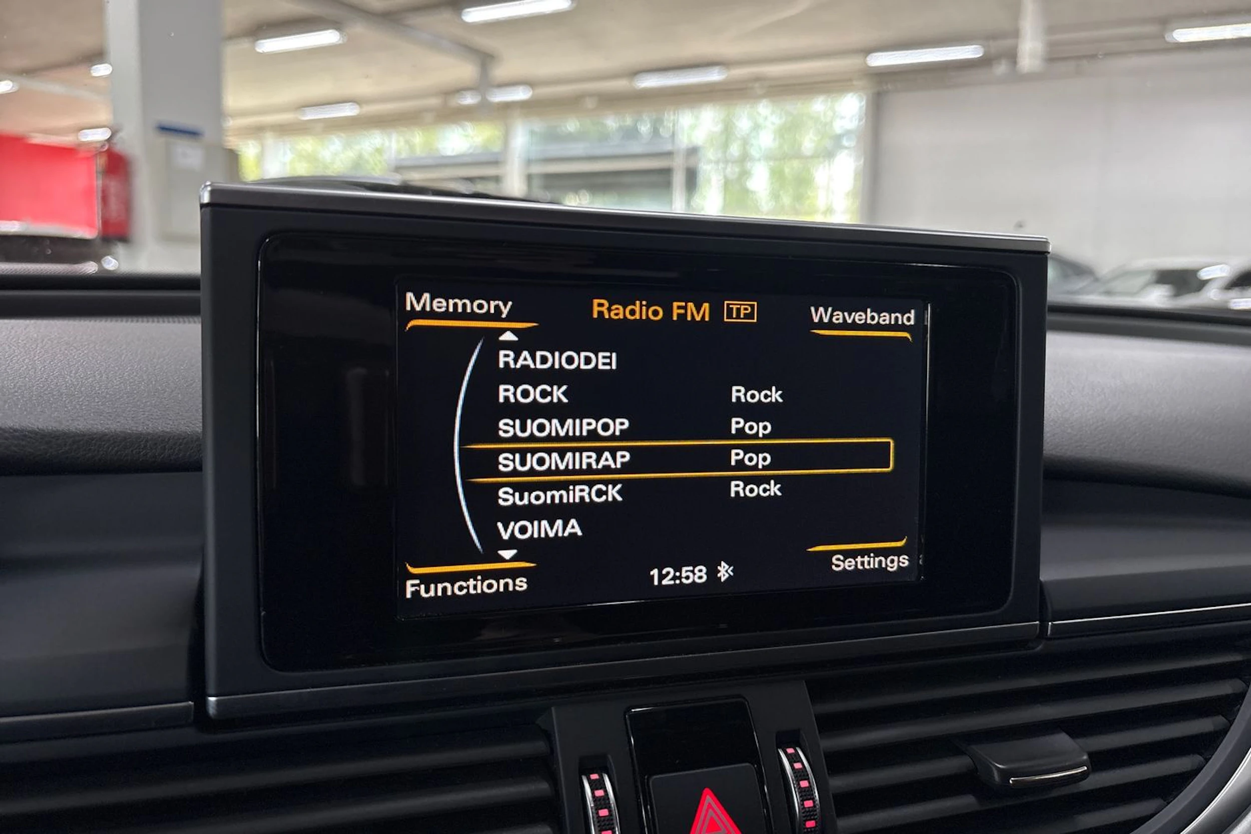 valkoinen Audi A6 2017 kuva 20.