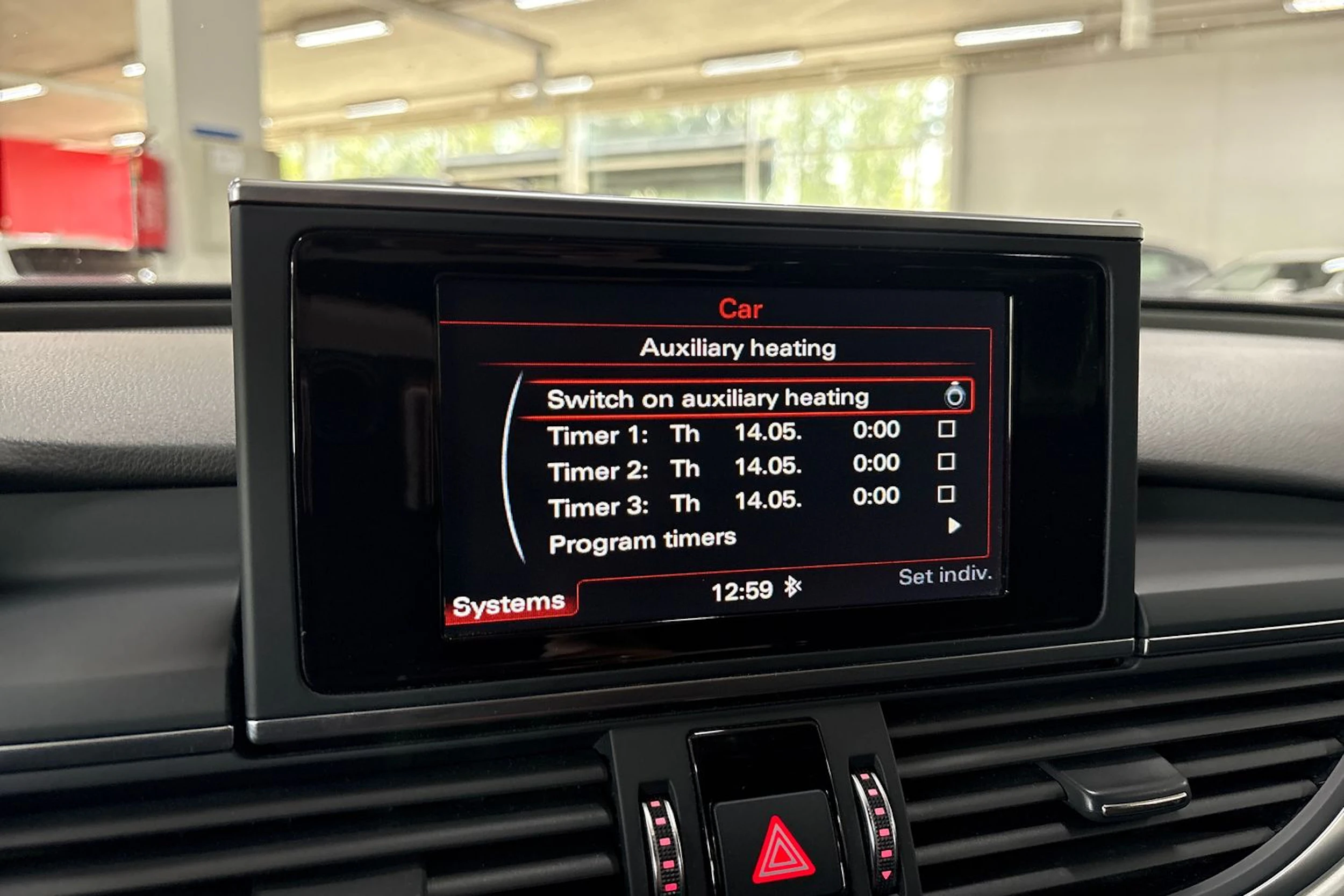 valkoinen Audi A6 2017 kuva 24.