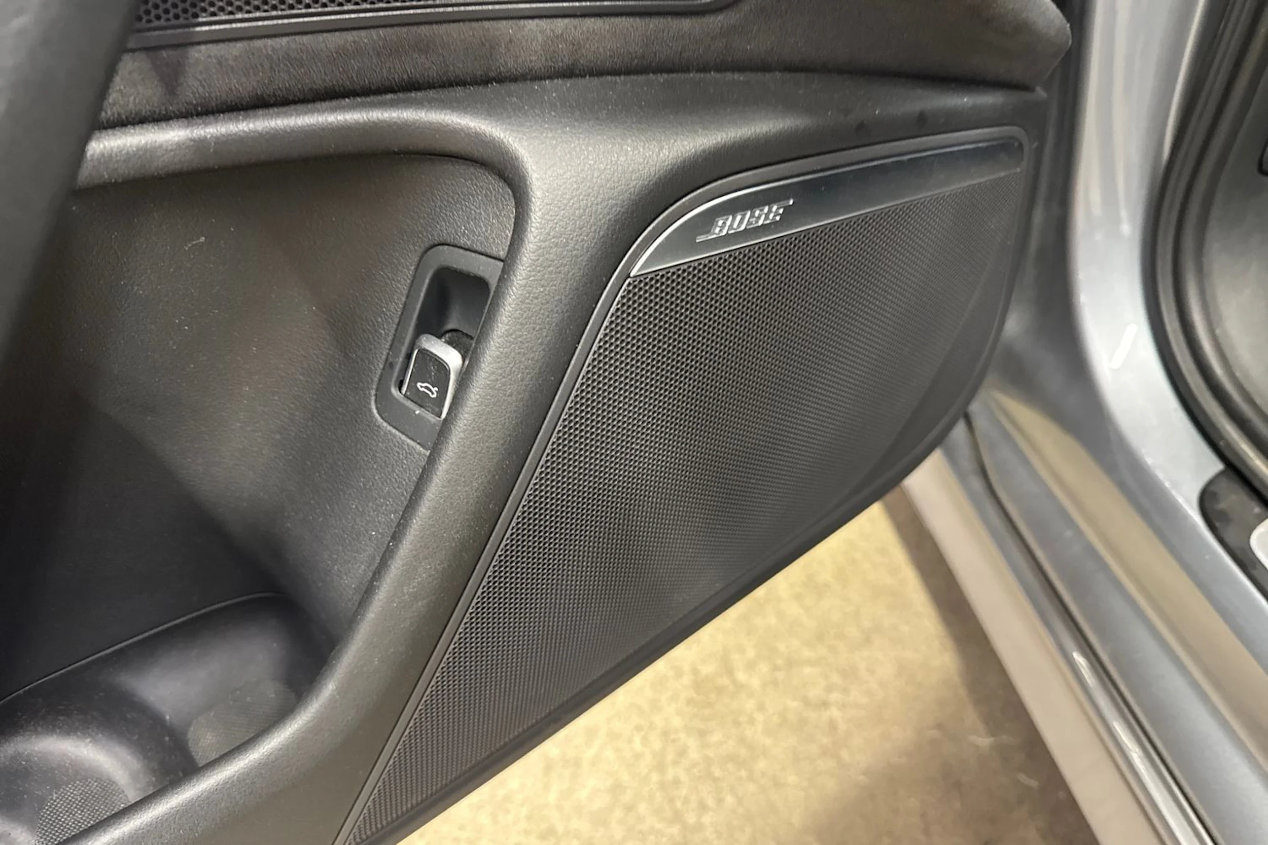 harmaa Audi A6 2017 kuva 12.