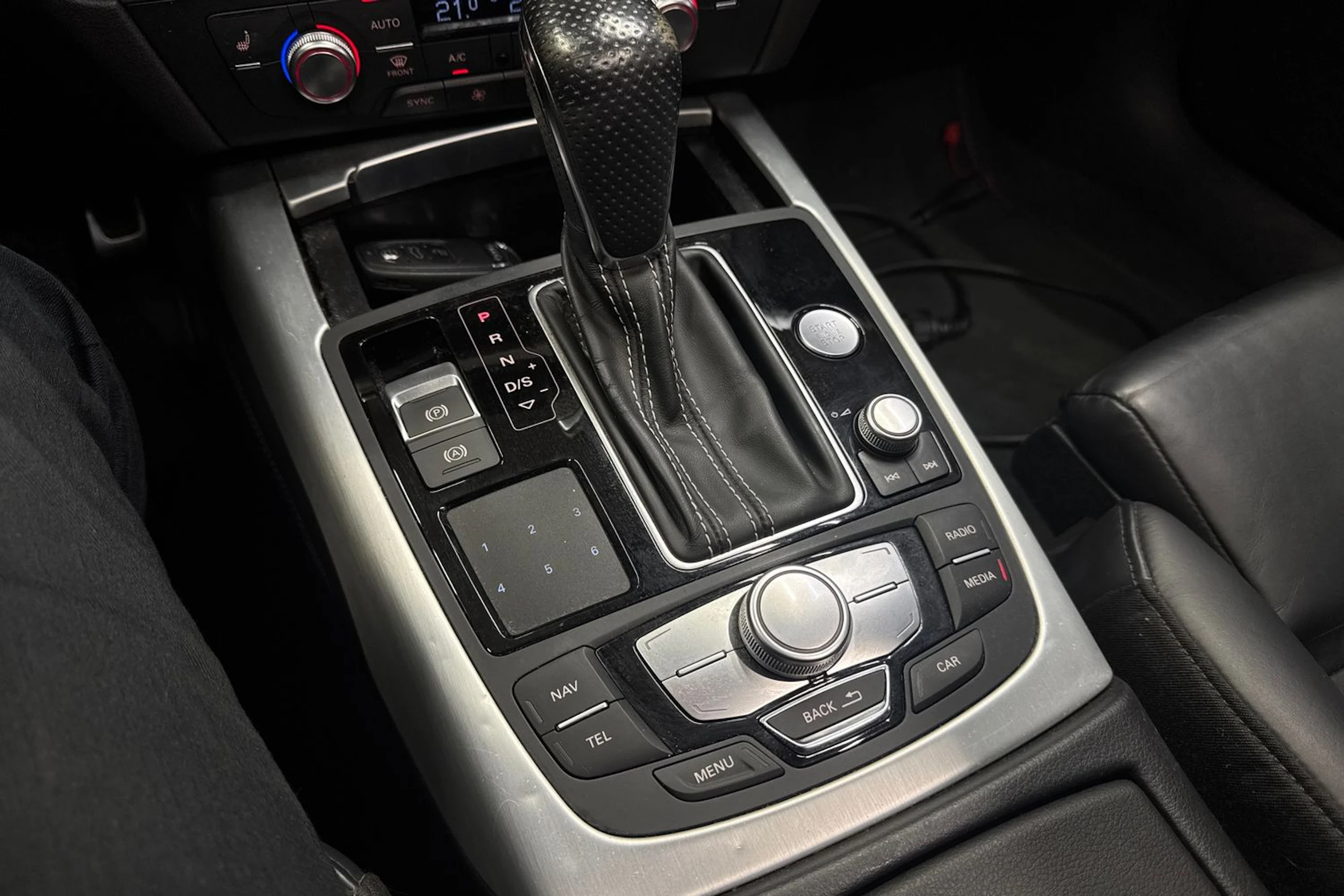 harmaa Audi A6 2017 kuva 18.
