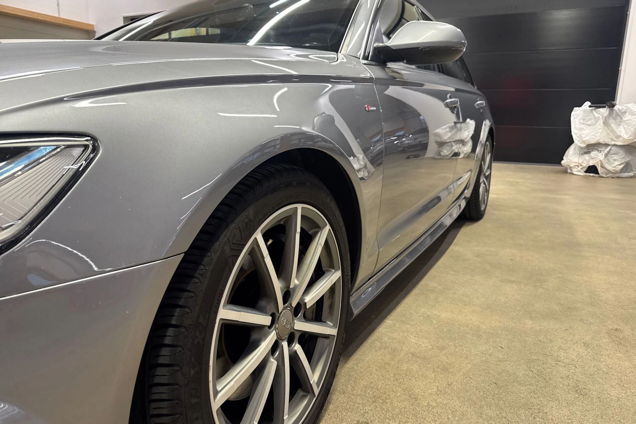 harmaa Audi A6 2017 kuva 25.