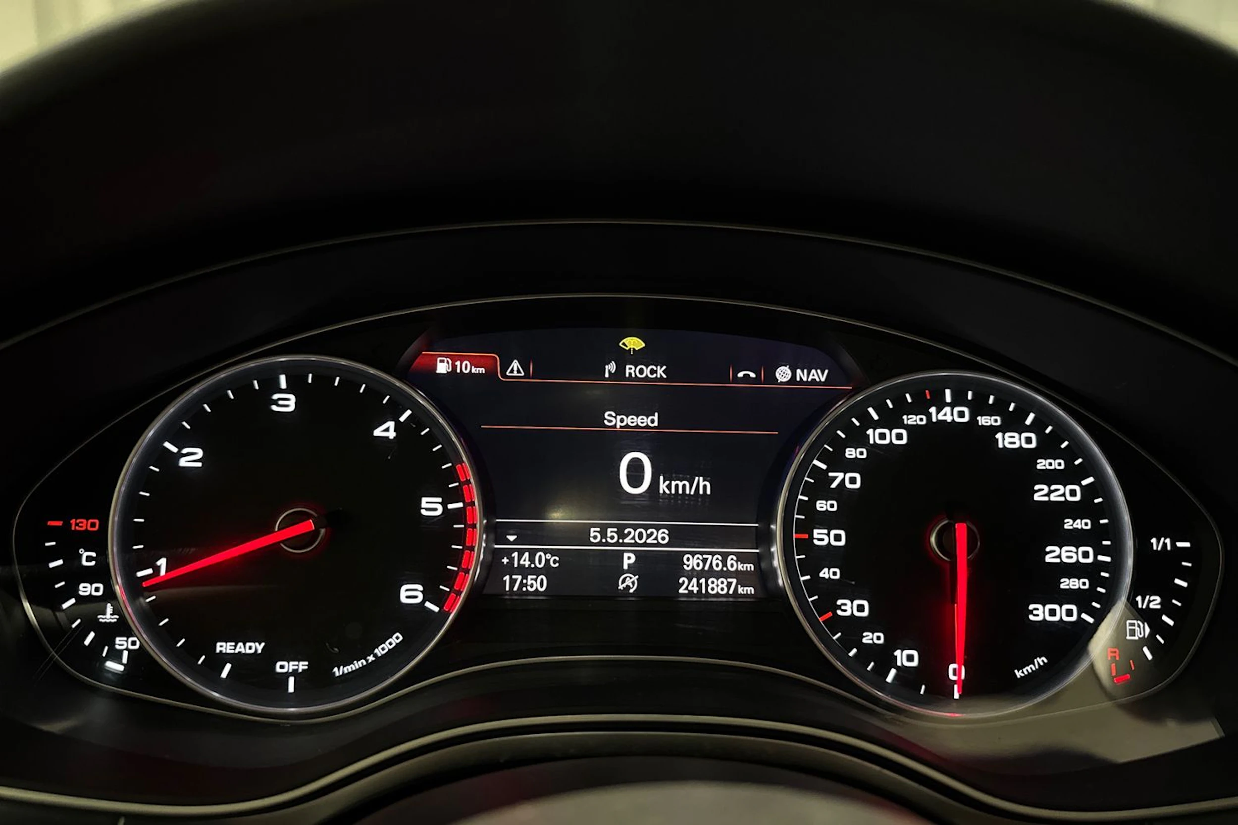 harmaa Audi A6 2017 kuva 52.