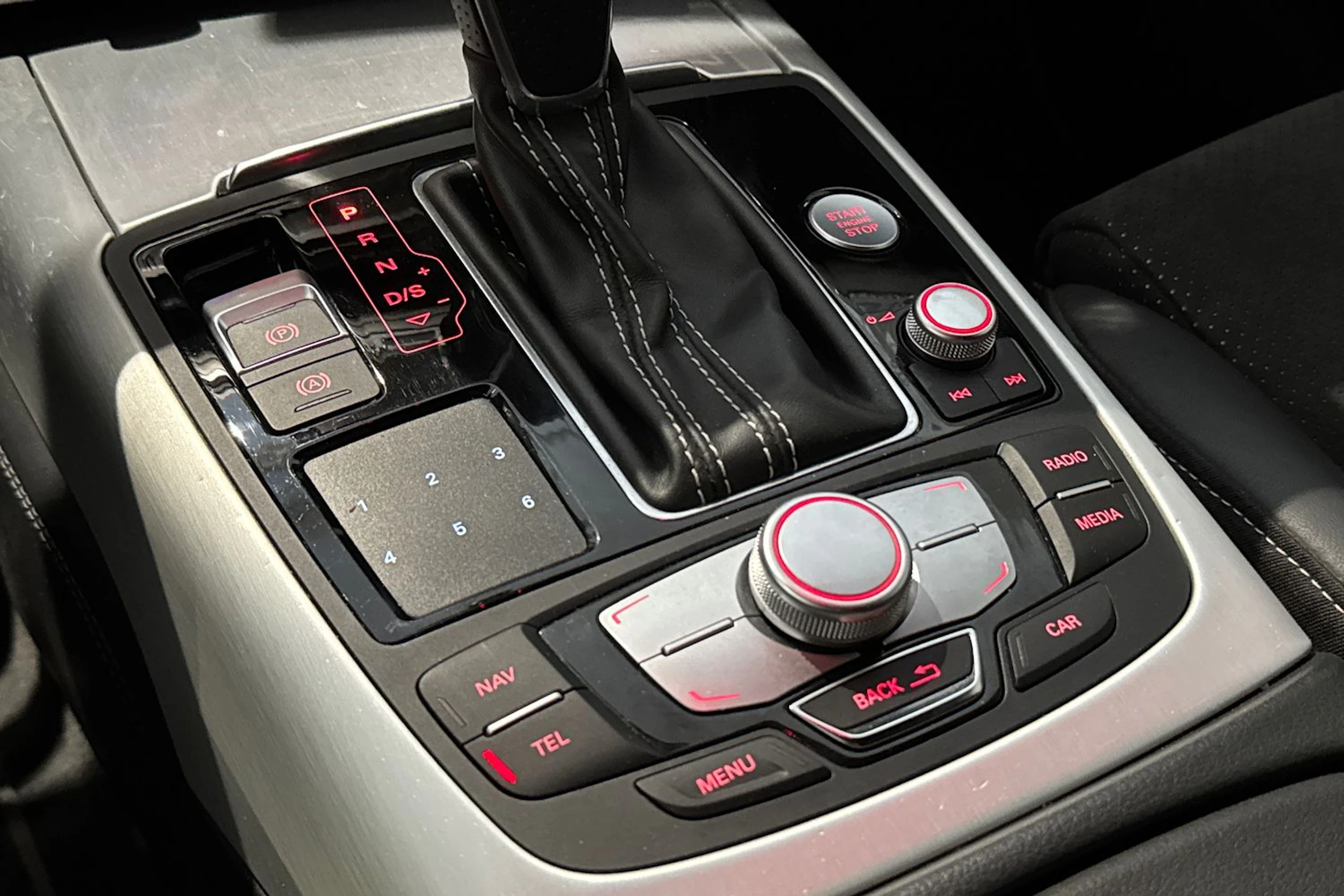 harmaa Audi A6 2017 kuva 58.