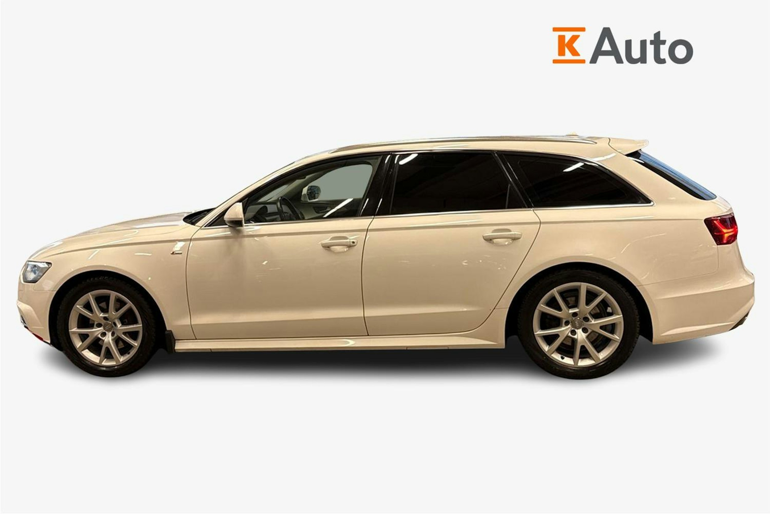 valkoinen Audi A6 2017 kuva 5.