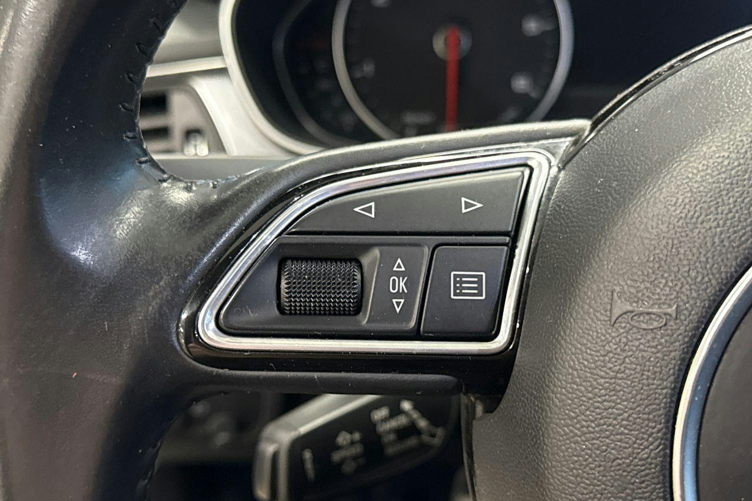 valkoinen Audi A6 2017 kuva 12.