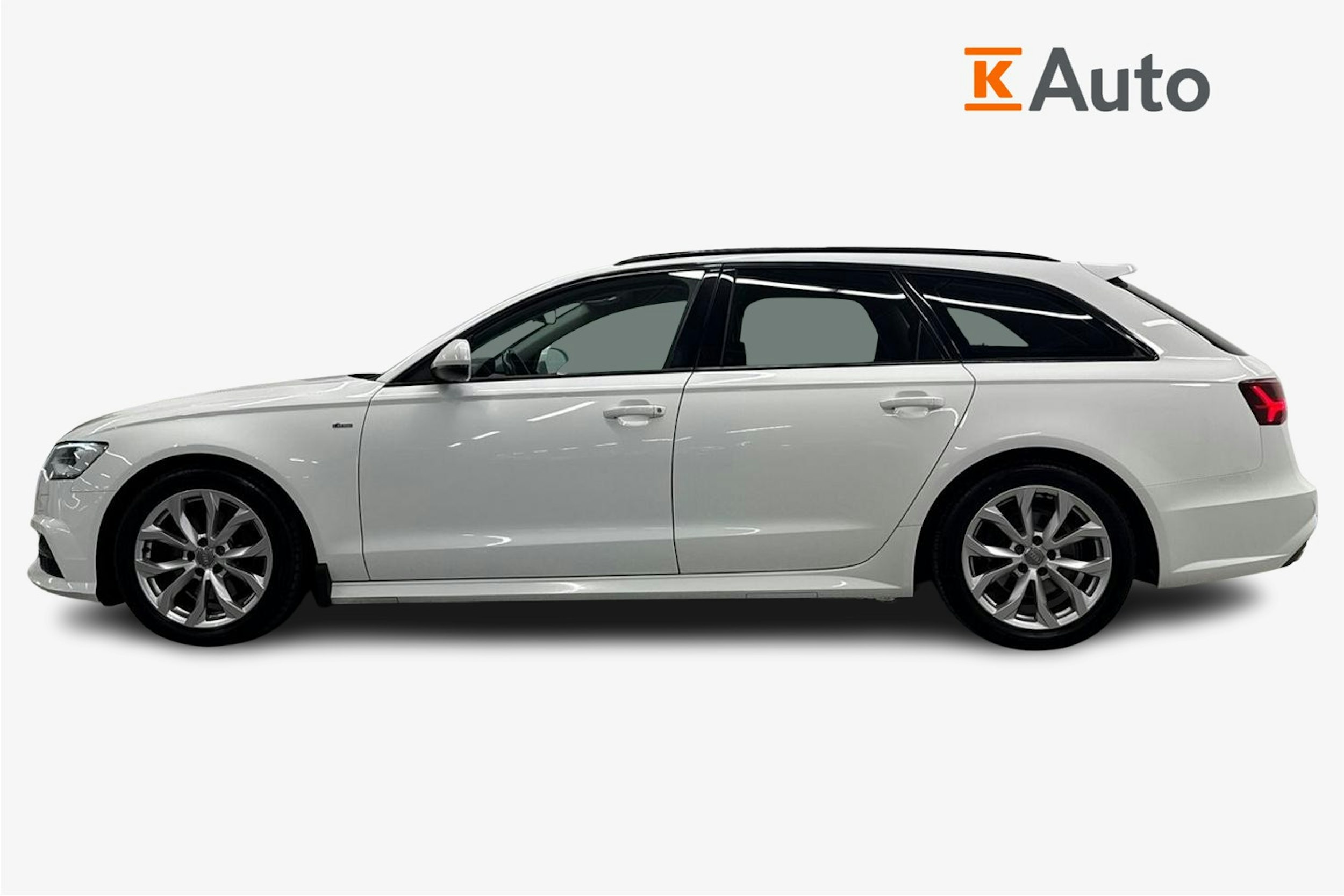 valkoinen Audi A6 2017 kuva 6.