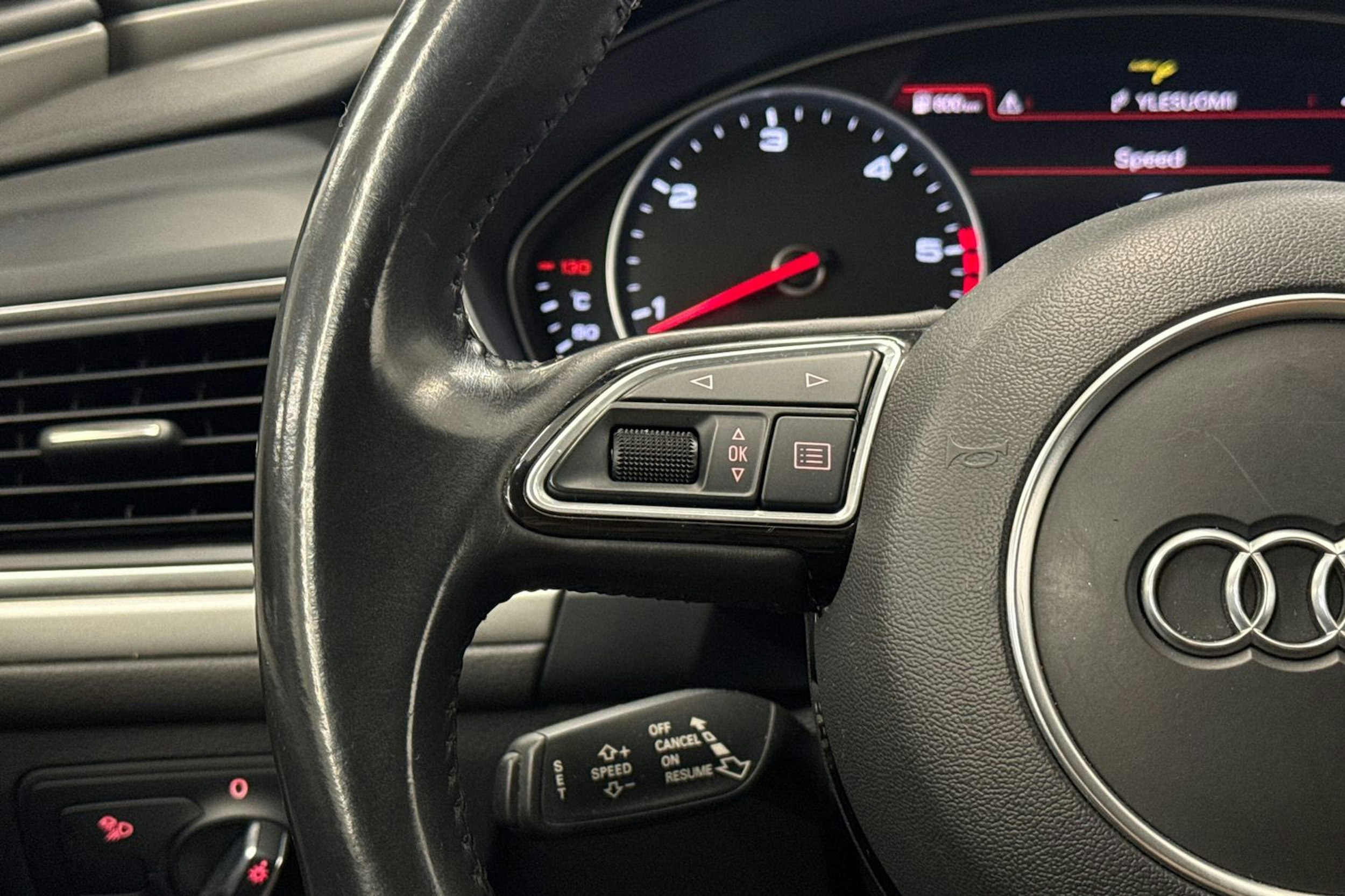 valkoinen Audi A6 2017 kuva 15.