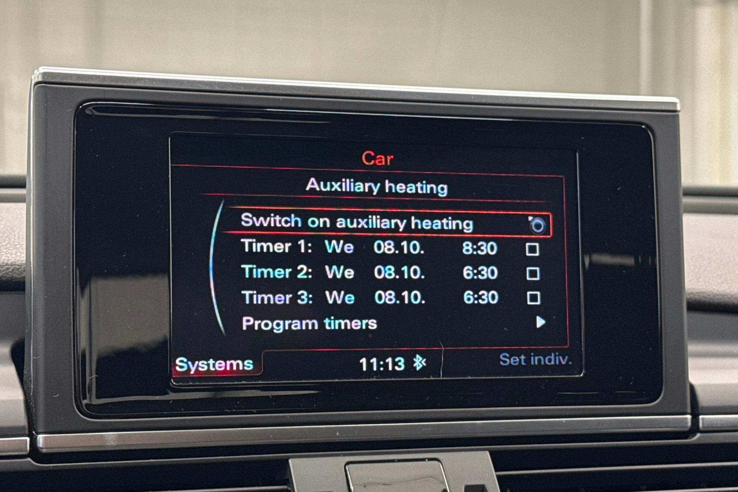 valkoinen Audi A6 2017 kuva 32.