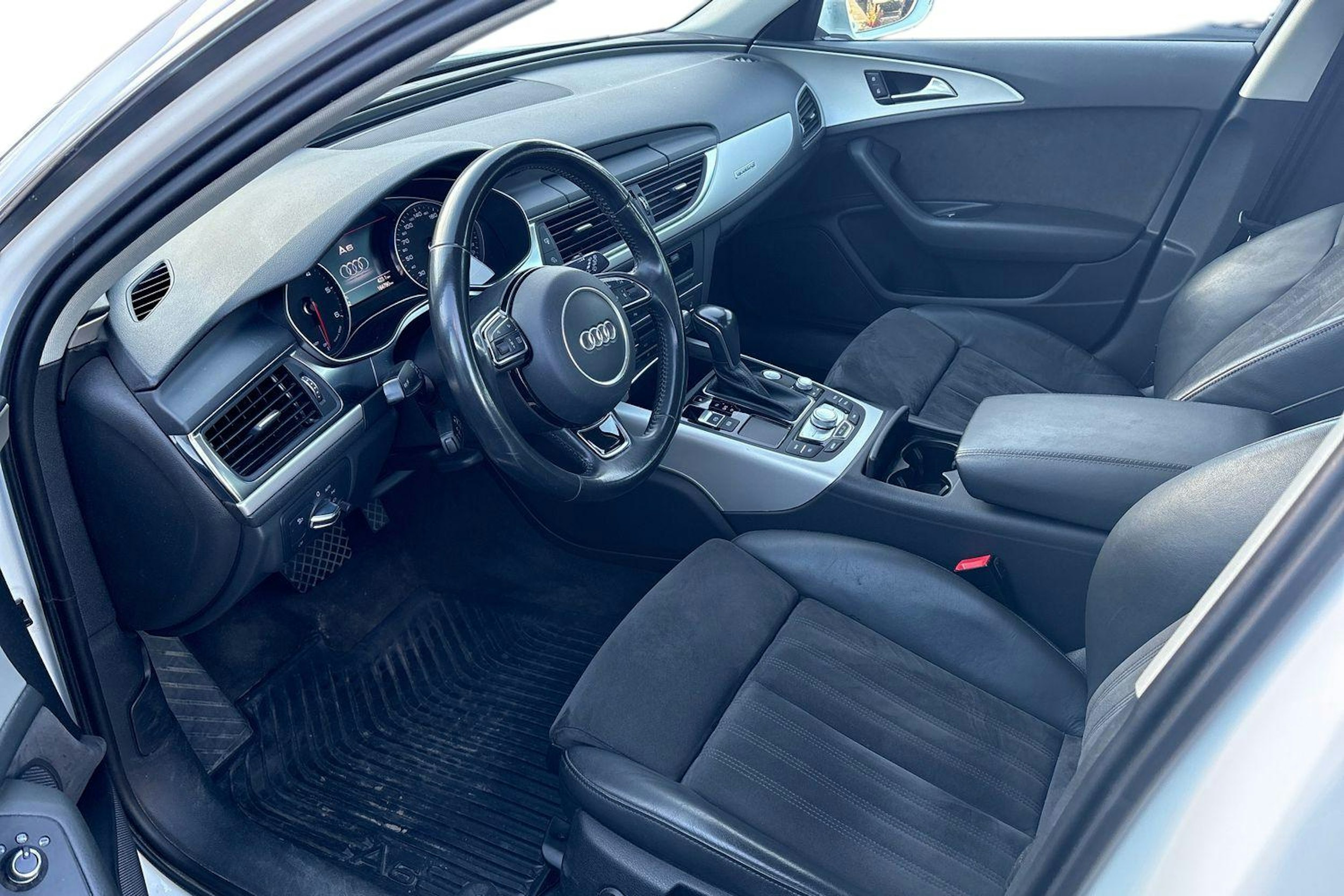 valkoinen Audi A6 2017 kuva 3.