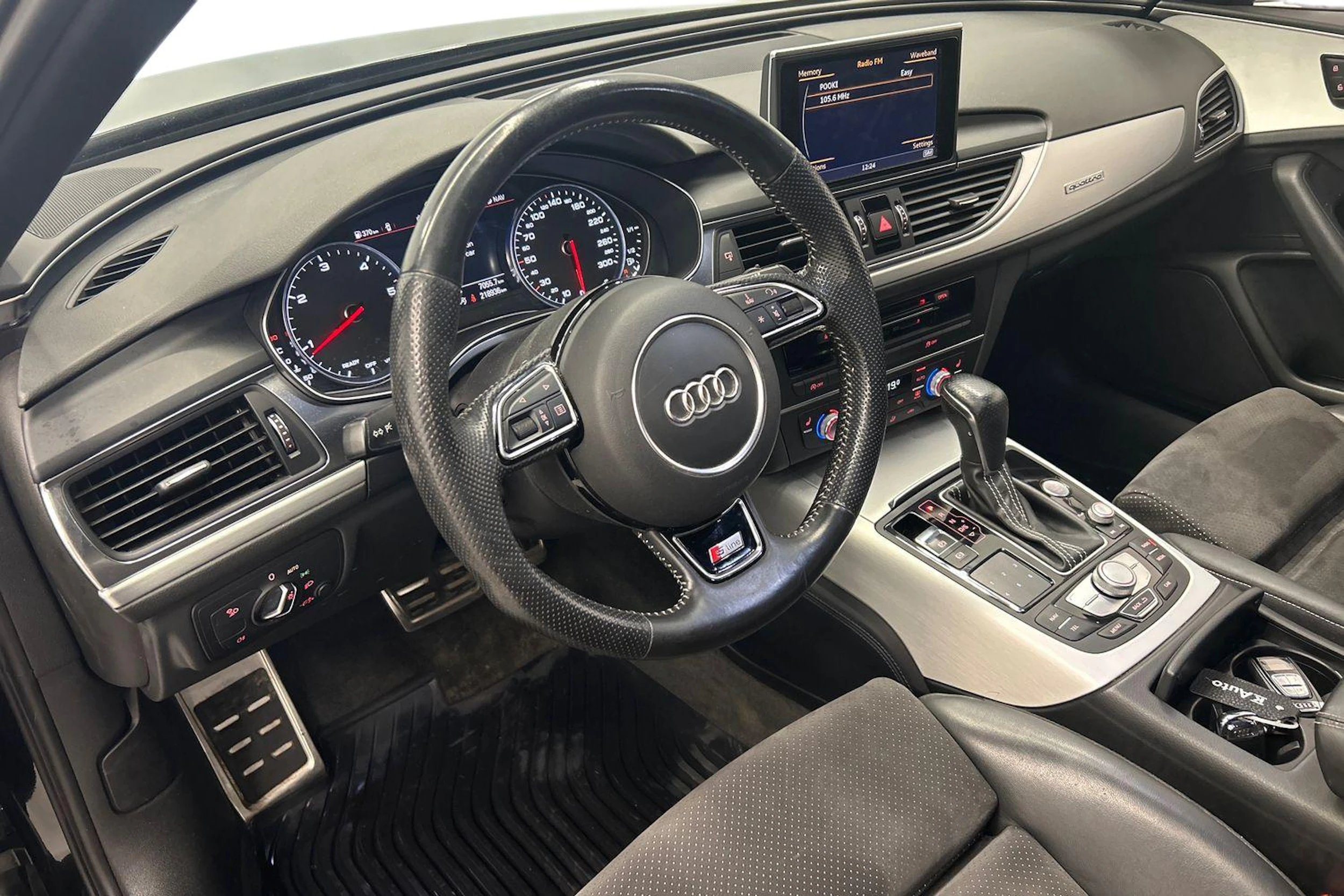 musta Audi A6 2017 kuva 6.