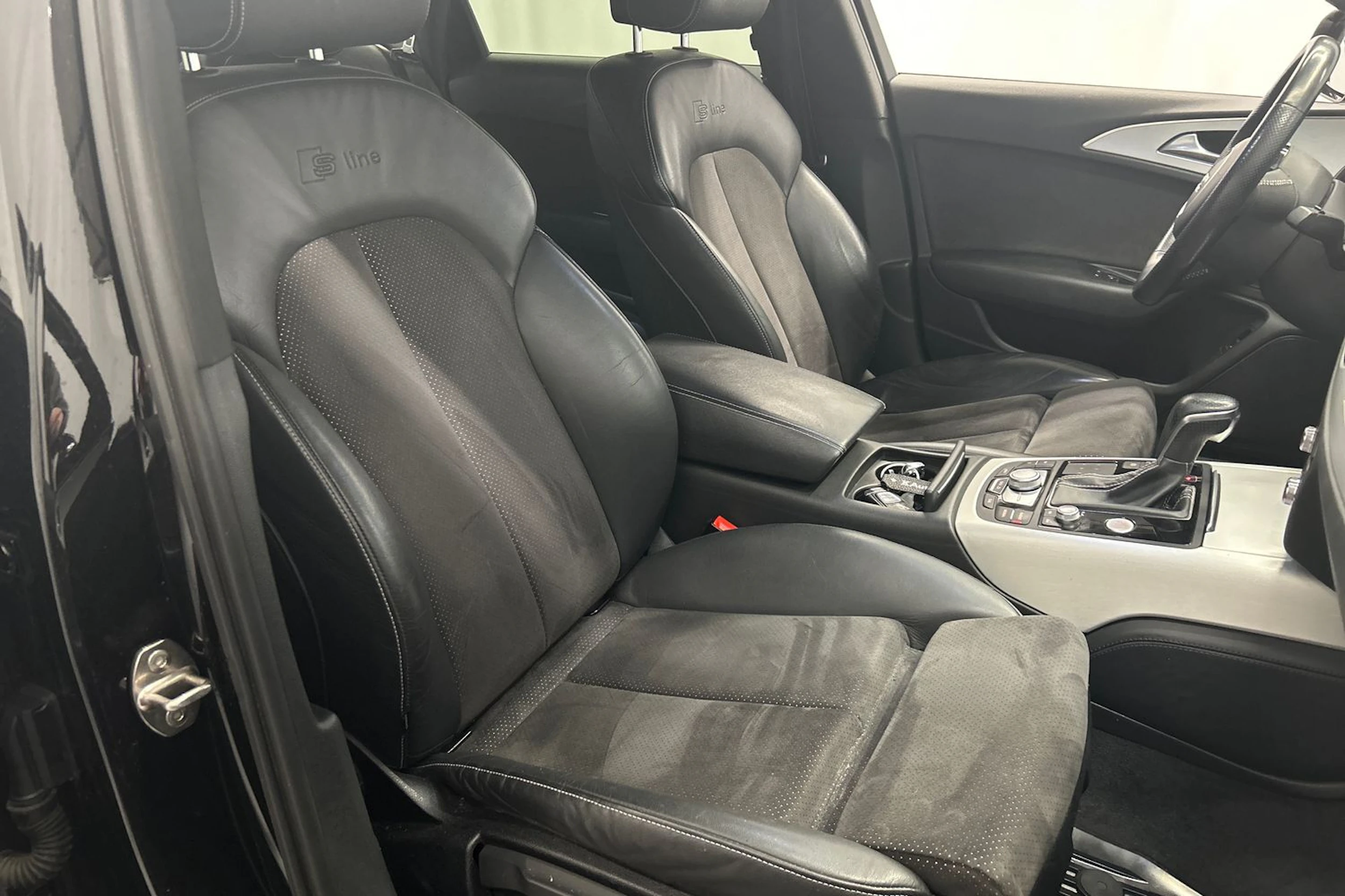 musta Audi A6 2017 kuva 11.