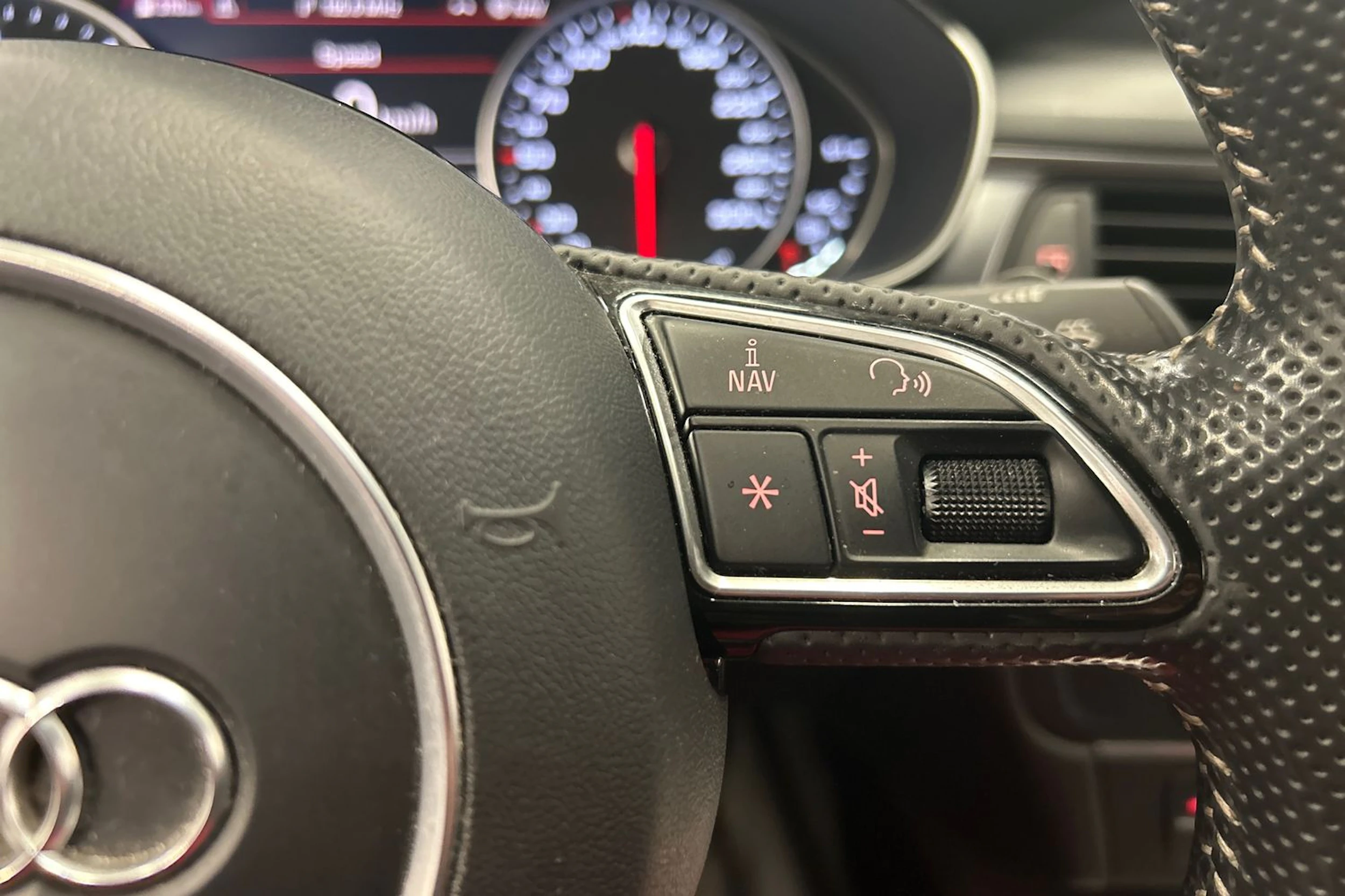 musta Audi A6 2017 kuva 19.