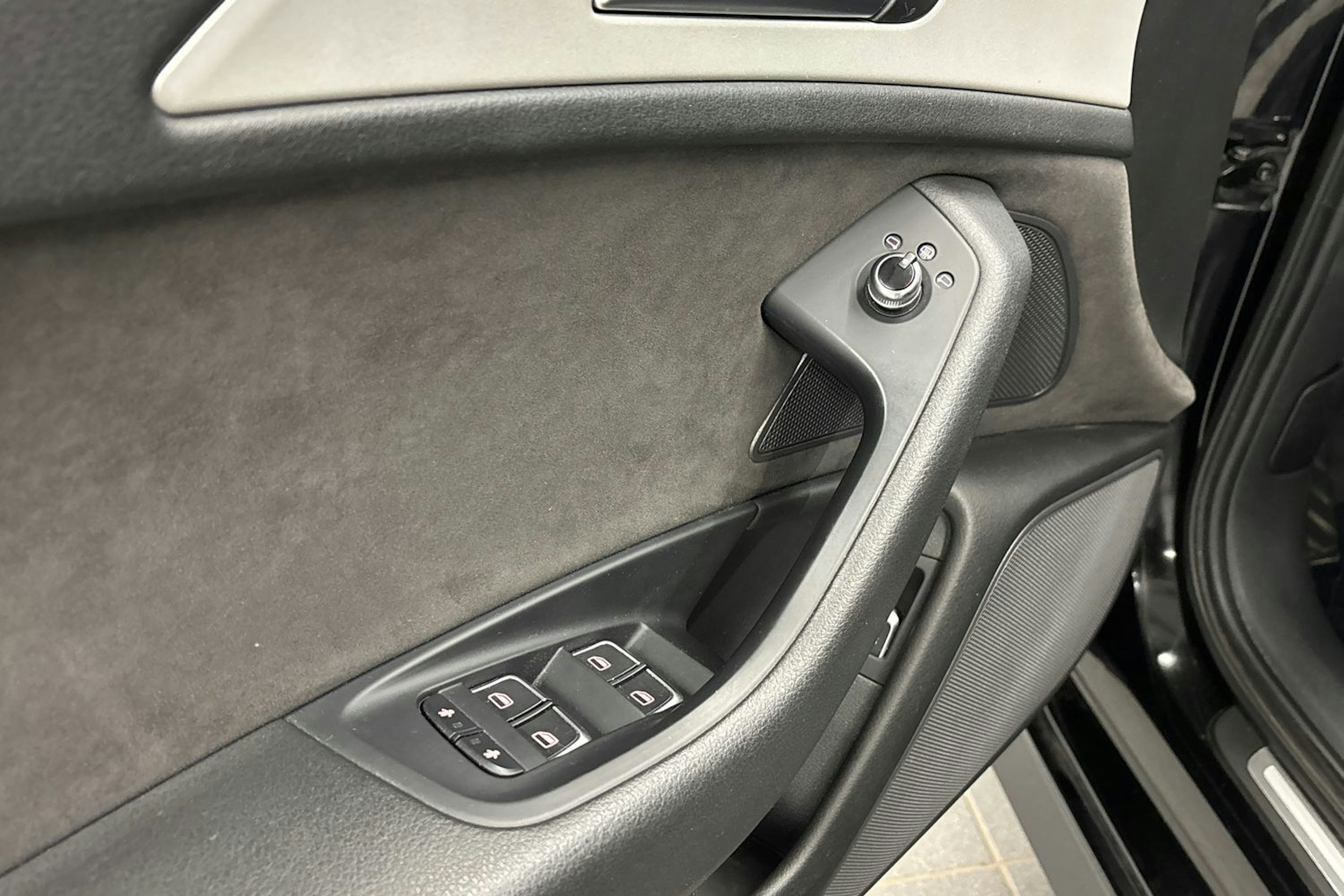 musta Audi A6 2017 kuva 19.