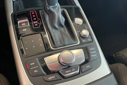 Sininen Audi A6 2017 kuva 24.