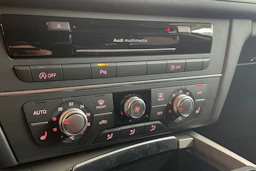 Sininen Audi A6 2017 kuva 26.