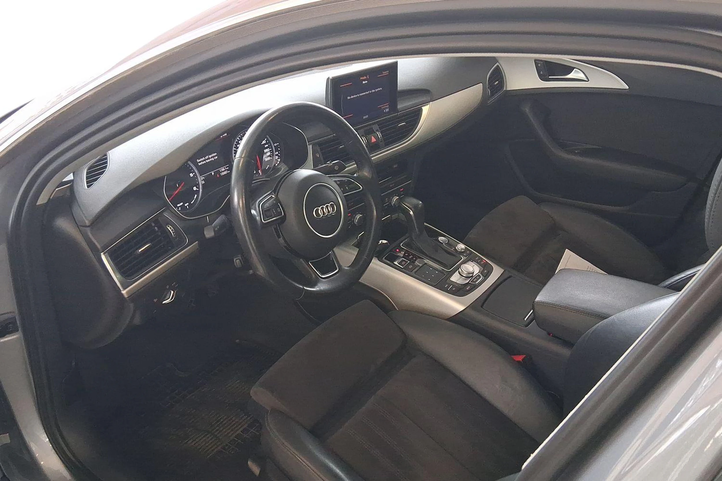 harmaa Audi A6 2018 kuva 8.