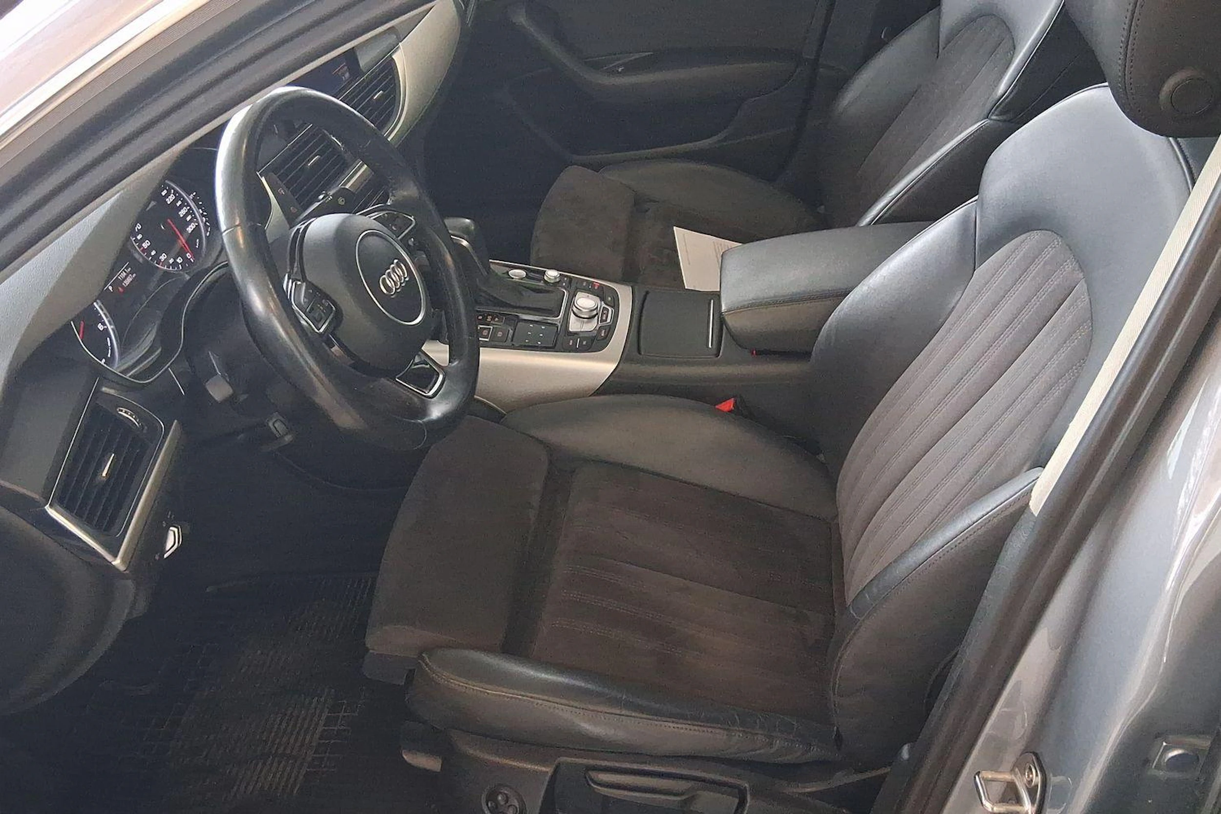 harmaa Audi A6 2018 kuva 9.