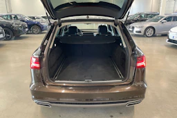 ruskea (beige) Audi A6 2018 kuva 33.