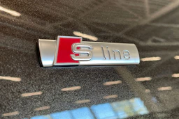 ruskea (beige) Audi A6 2018 kuva 36.
