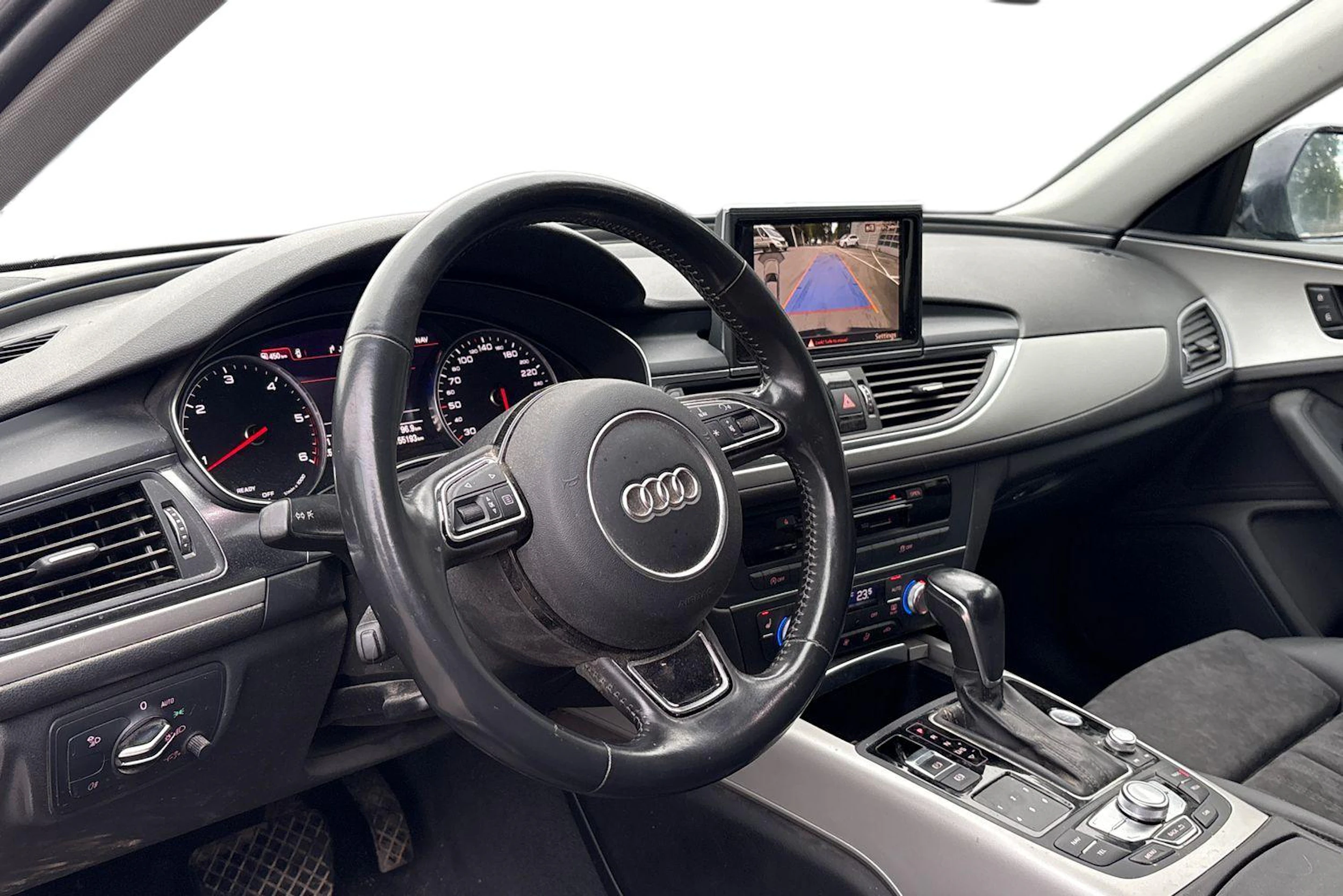 Sininen Audi A6 2017 kuva 3.