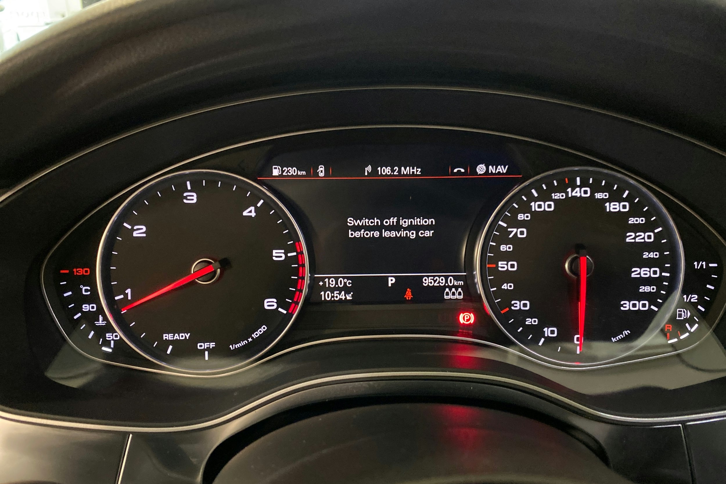 Valkoinen Audi A6 2018 kuva 21.