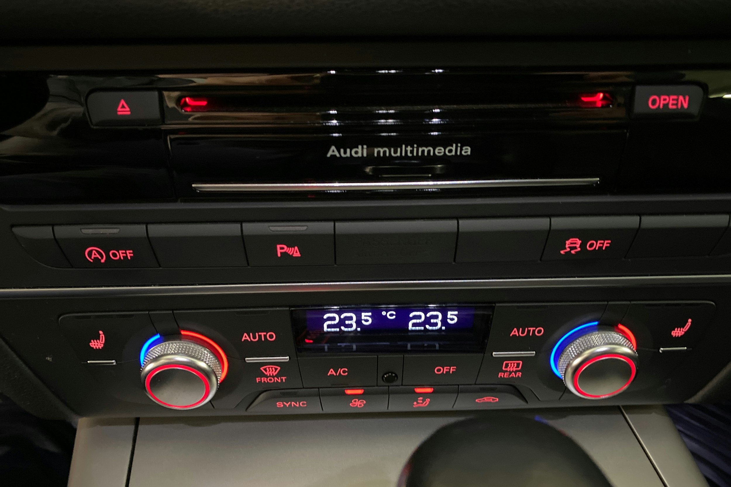 Valkoinen Audi A6 2018 kuva 24.