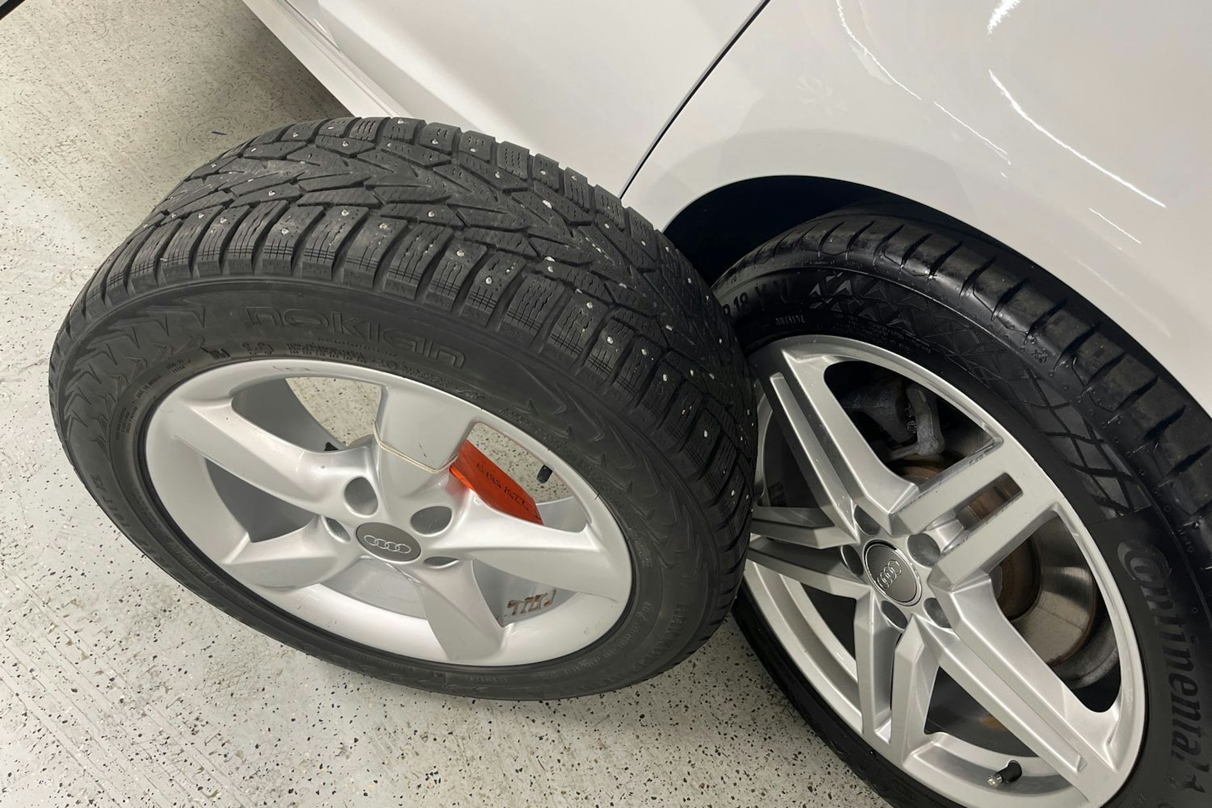 Valkoinen Audi A6 2017 kuva 13.