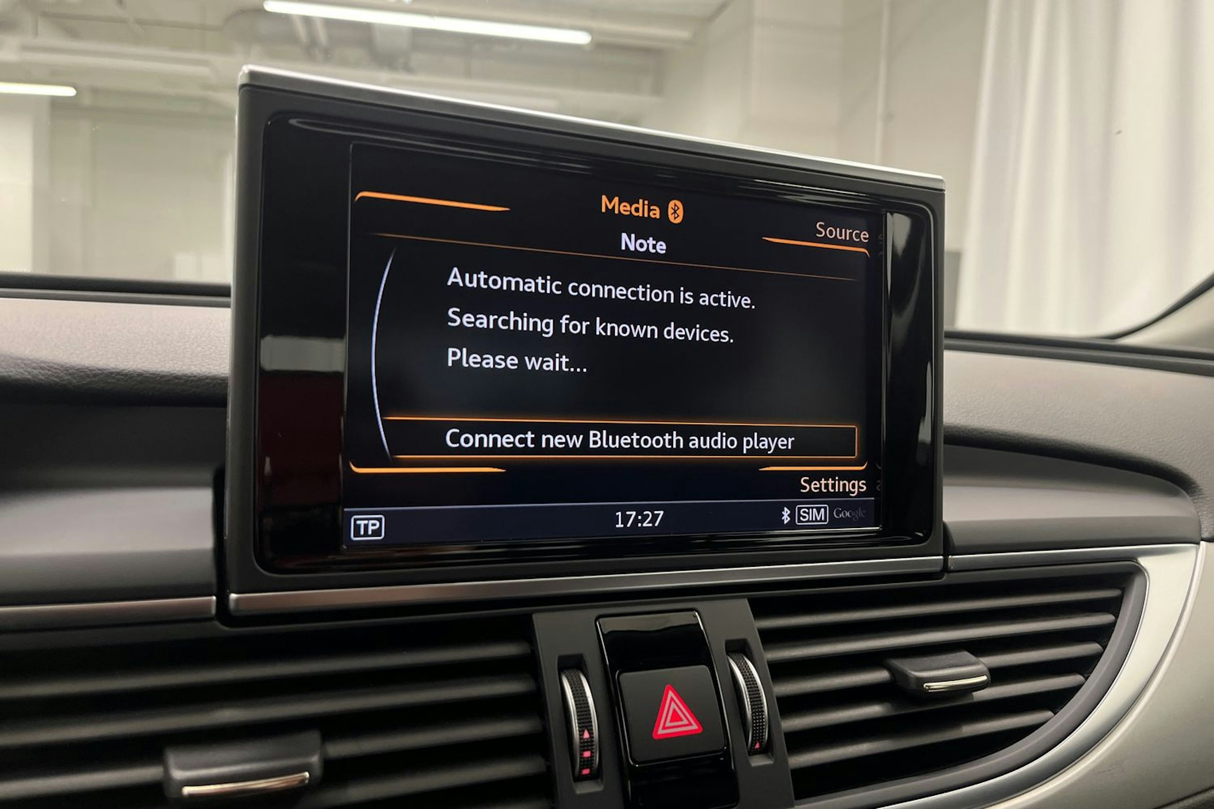 Valkoinen Audi A6 2017 kuva 22.