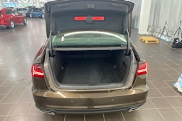 ruskea (beige) Audi A6 2017 kuva 16.
