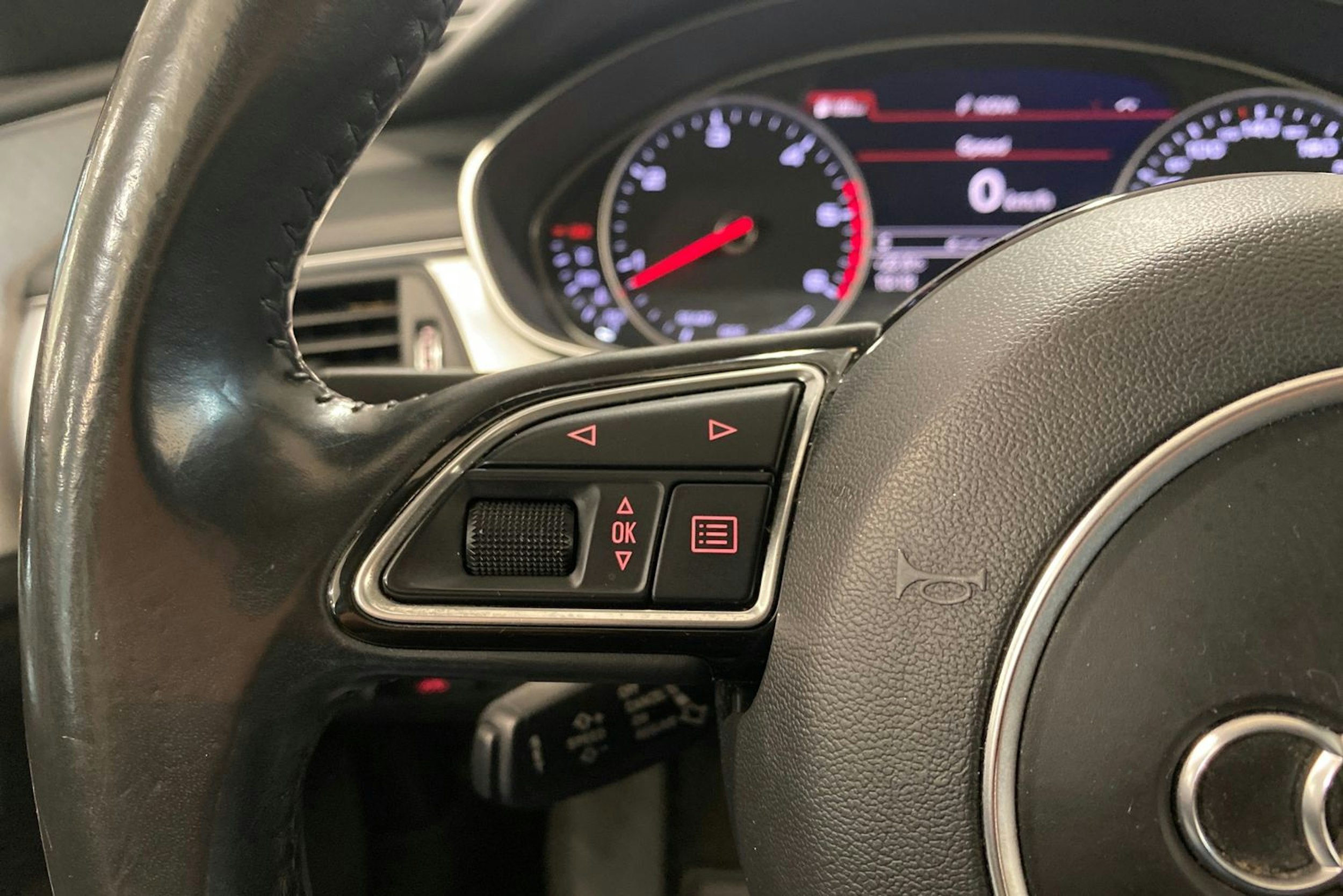 ruskea (beige) Audi A6 2017 kuva 17.
