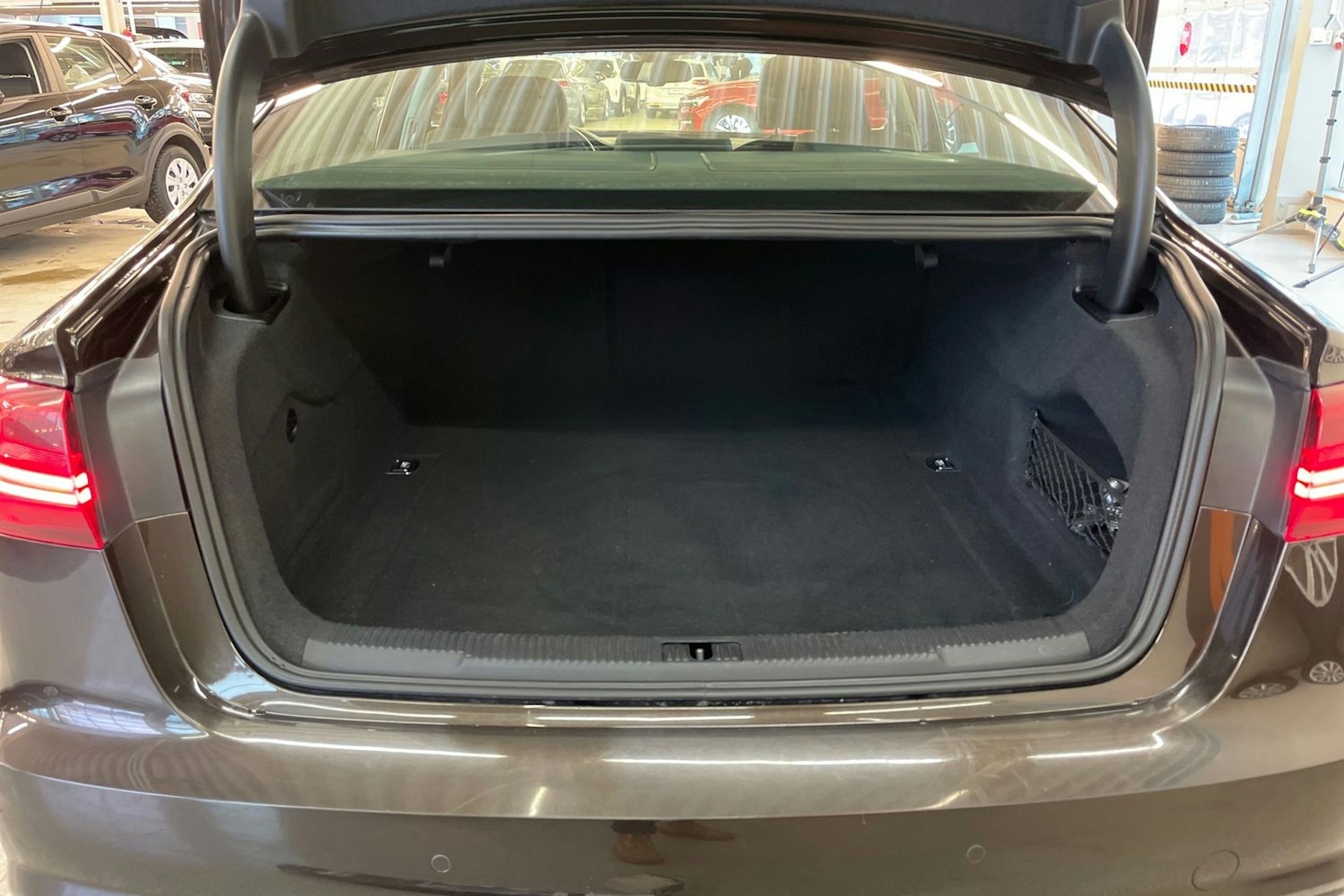 Ruskea (beige) Audi A6 2017 kuva 27.