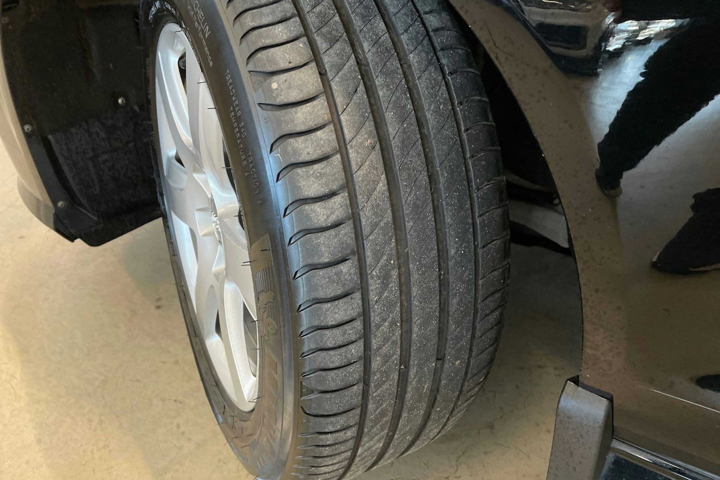 musta Audi A6 2017 kuva 13.