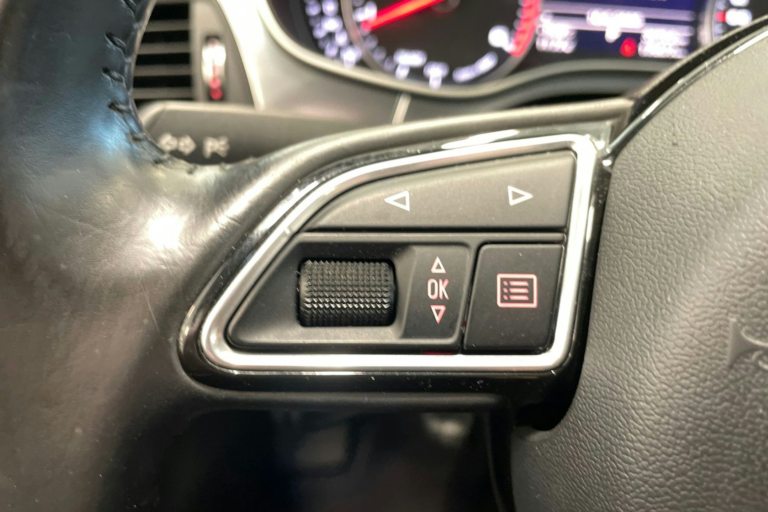 musta Audi A6 2017 kuva 18.