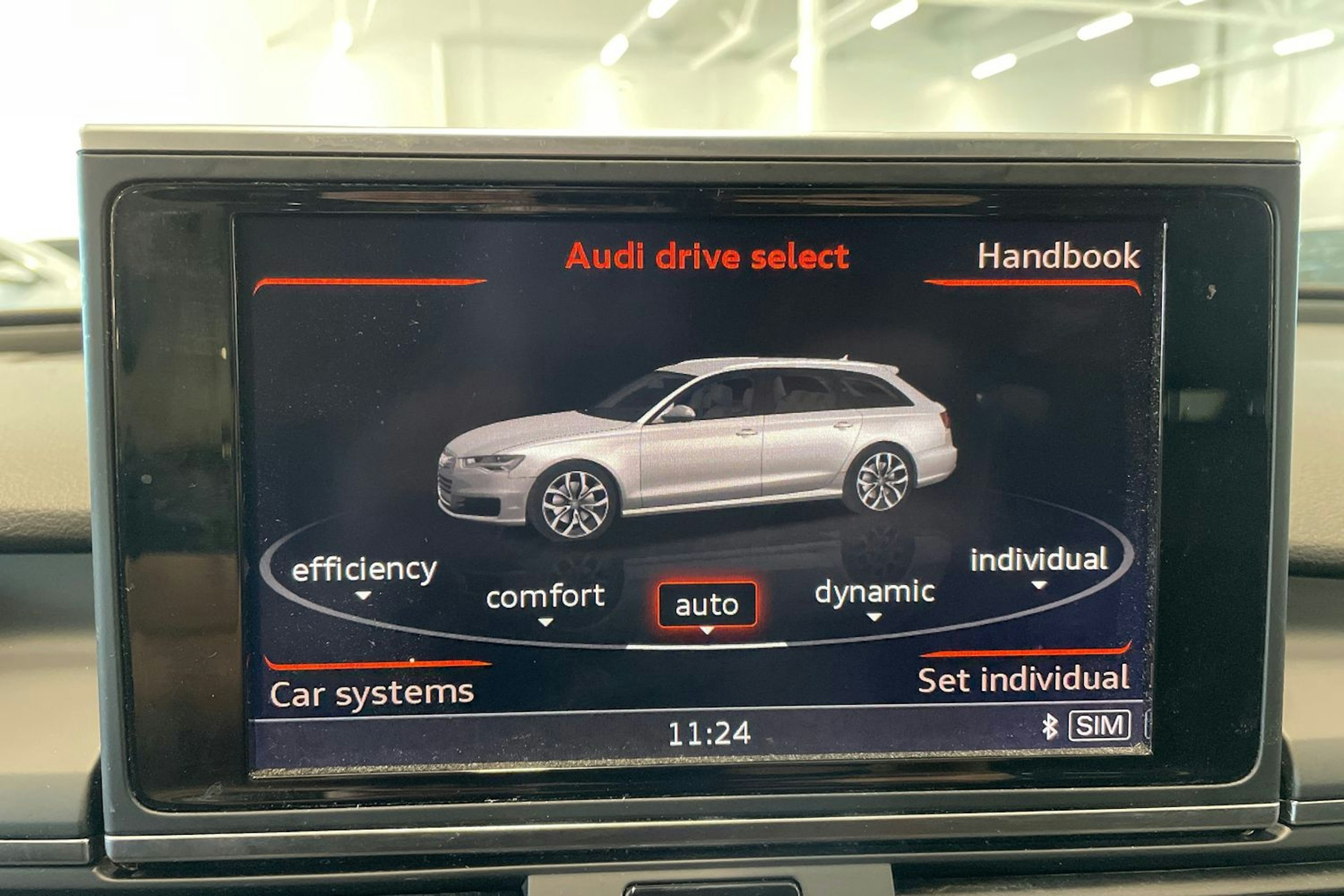 musta Audi A6 2017 kuva 27.