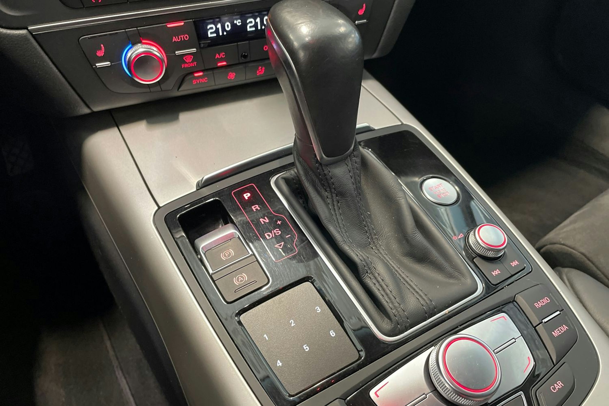 musta Audi A6 2017 kuva 30.