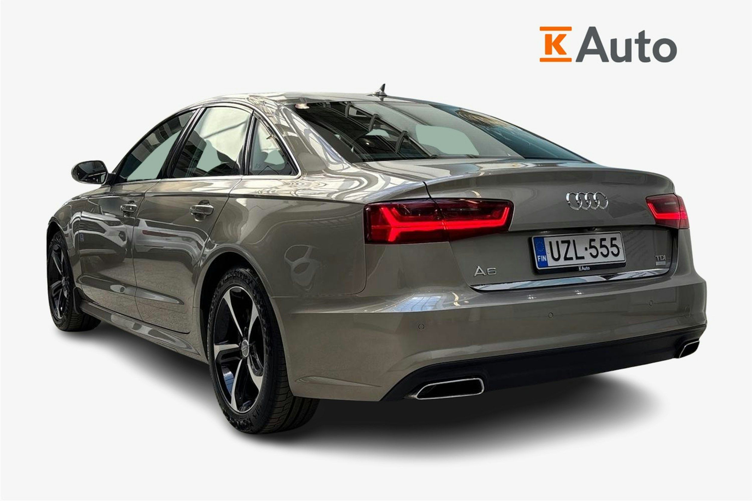 ruskea (beige) Audi A6 2017 kuva 2.