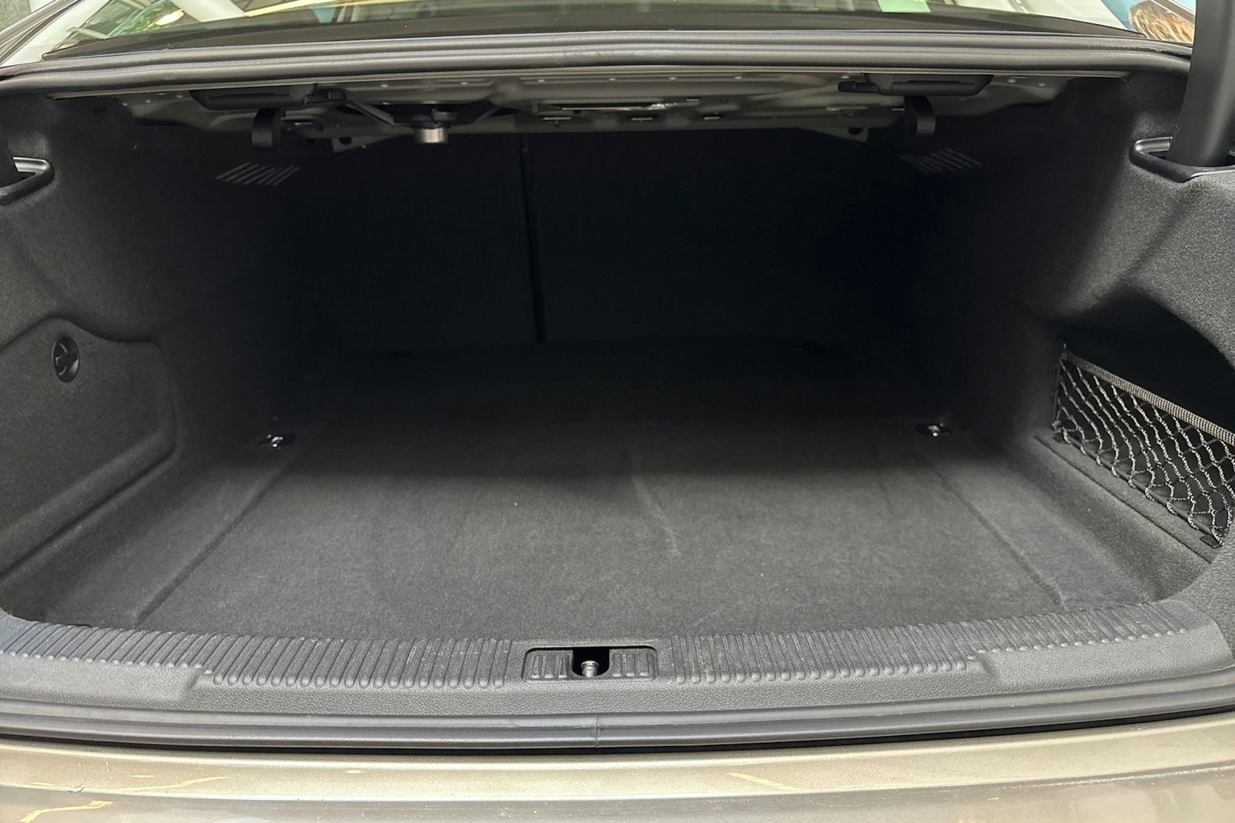 ruskea (beige) Audi A6 2017 kuva 11.