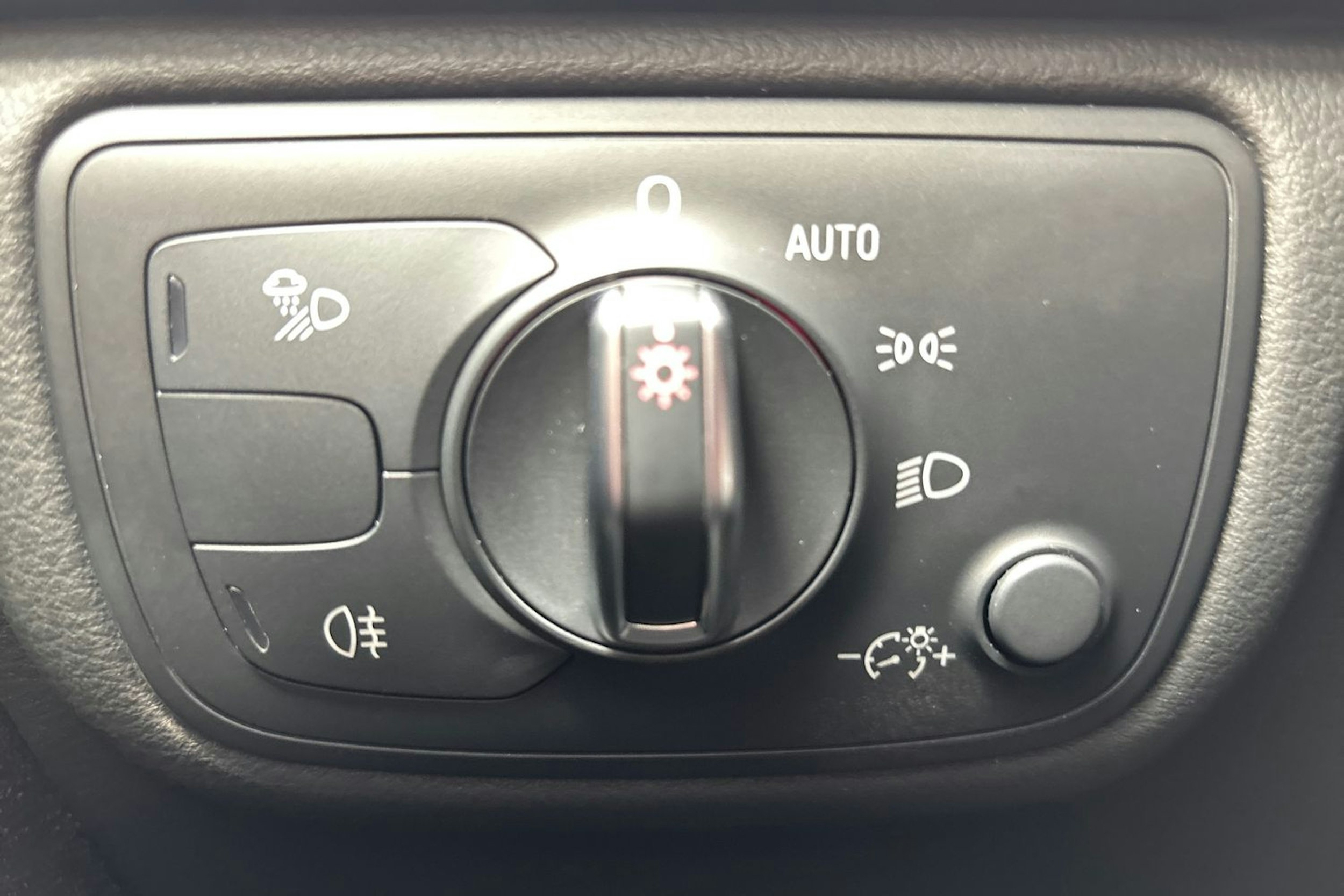 ruskea (beige) Audi A6 2017 kuva 14.