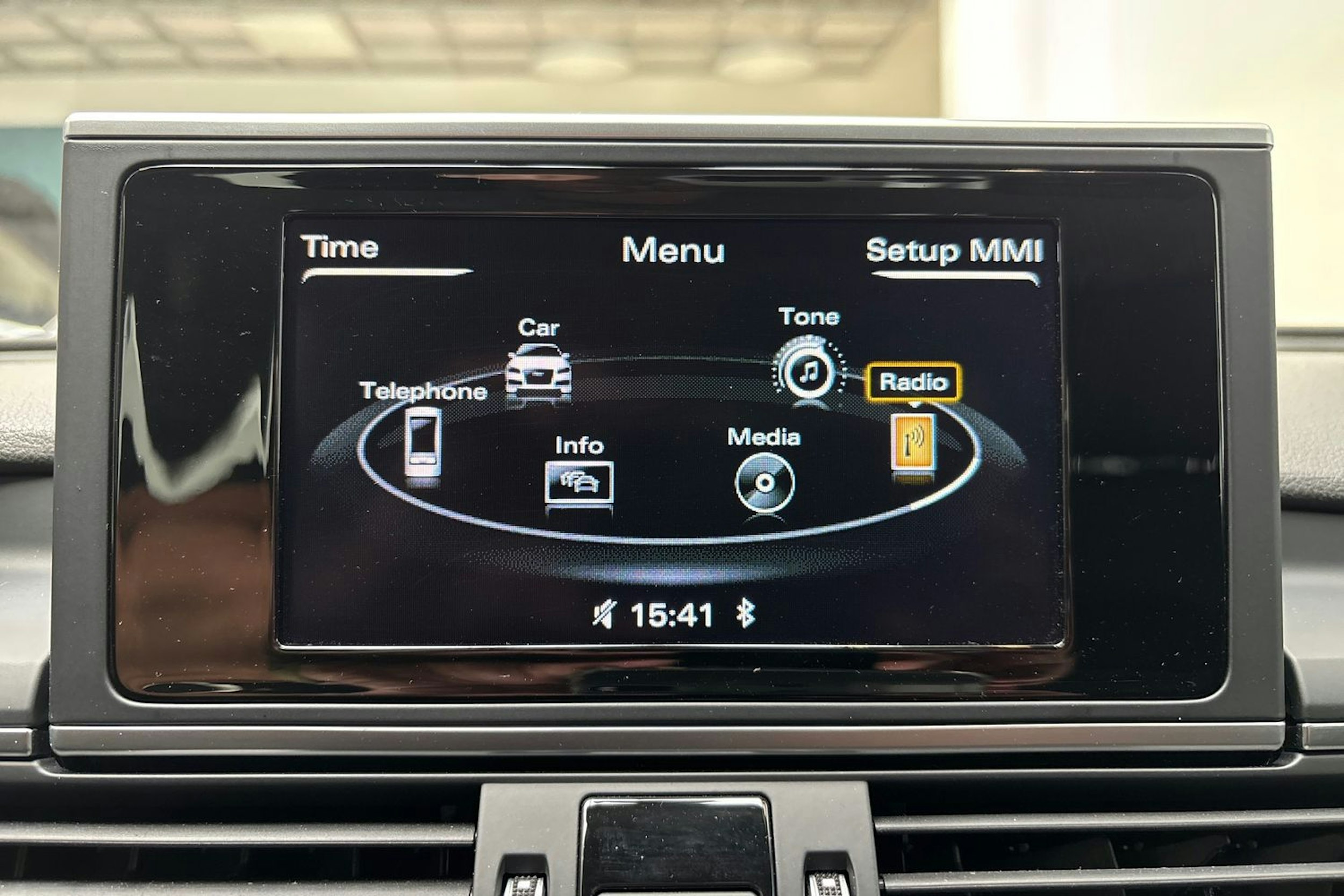 ruskea (beige) Audi A6 2017 kuva 17.