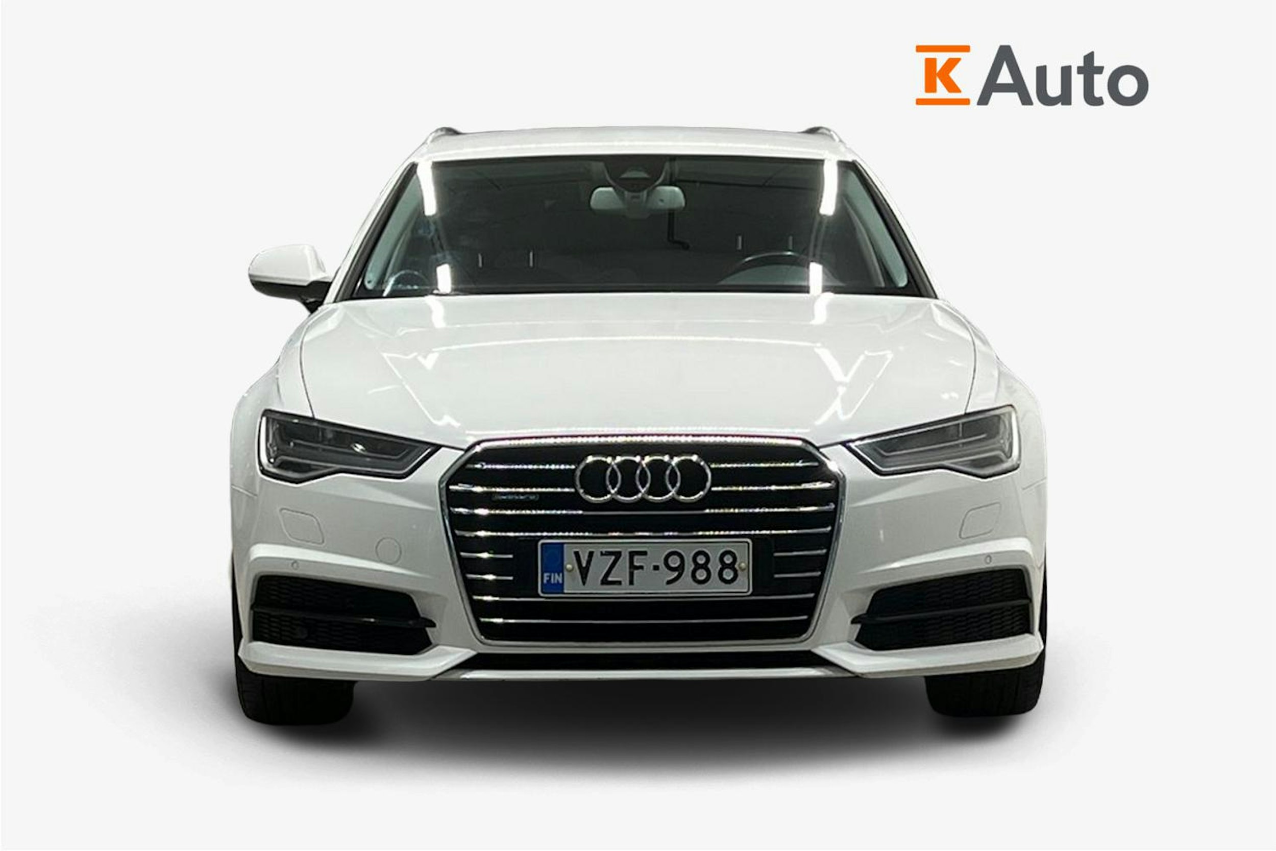 Valkoinen Audi A6 2017 kuva 5.