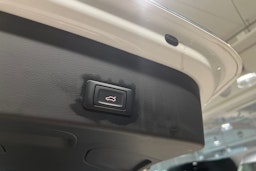 Valkoinen Audi A6 2017 kuva 22.