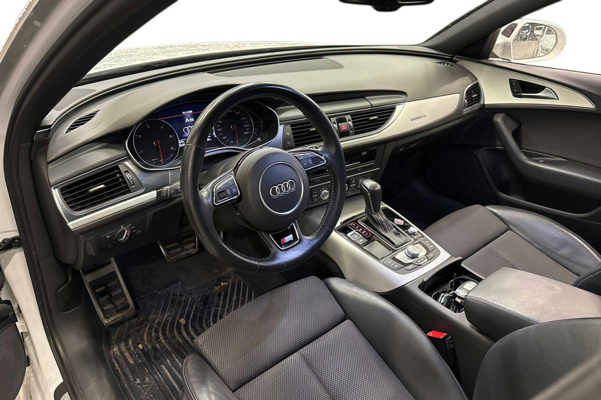 valkoinen Audi A6 2017 kuva 3.