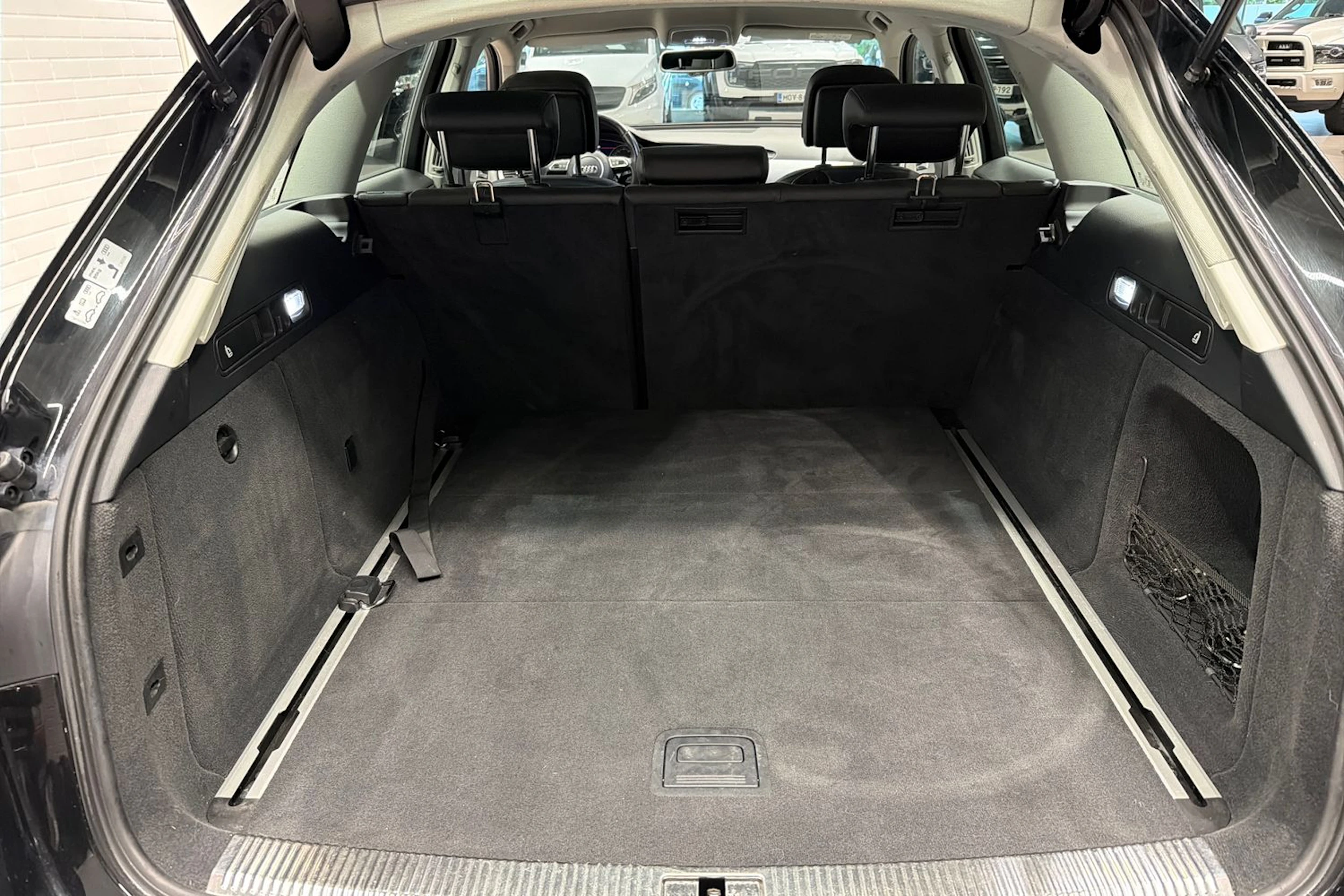 Musta Audi A6 2017 kuva 21.