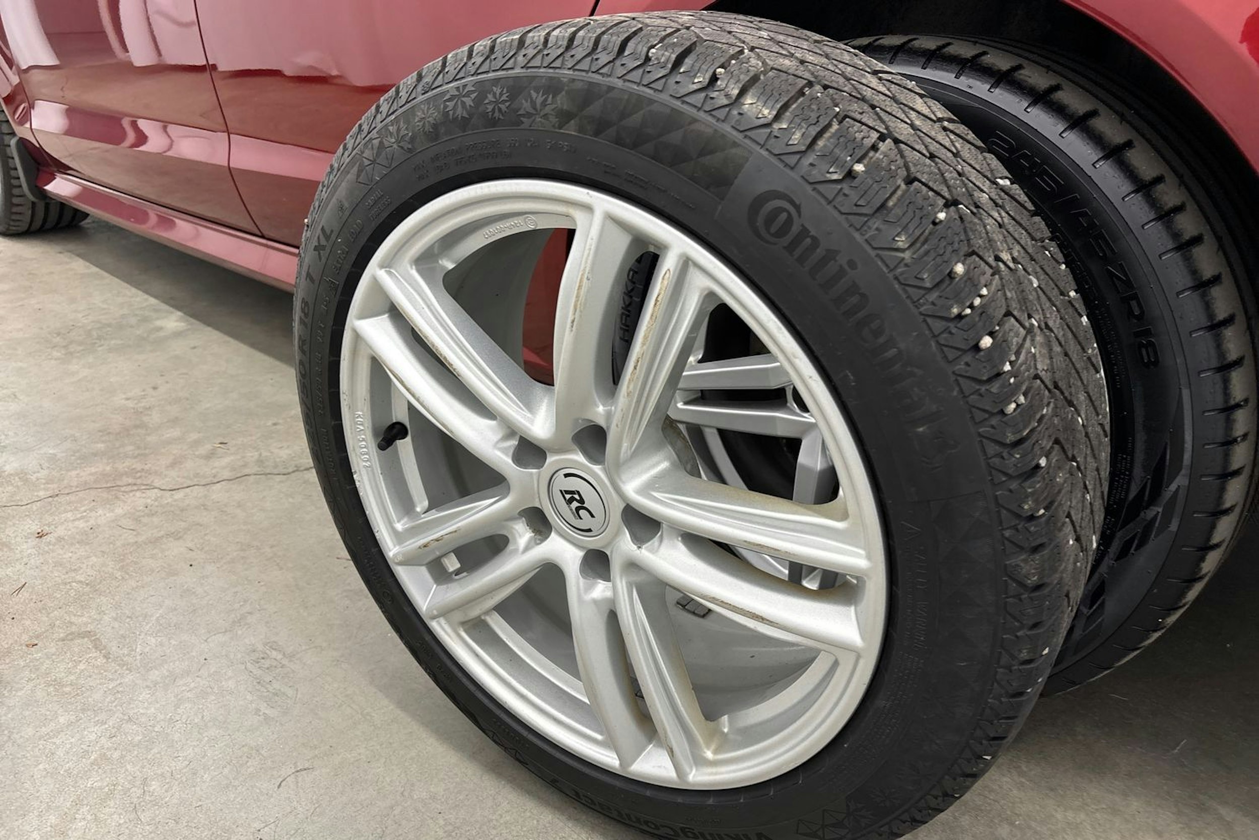 punainen Audi A6 2018 kuva 11.