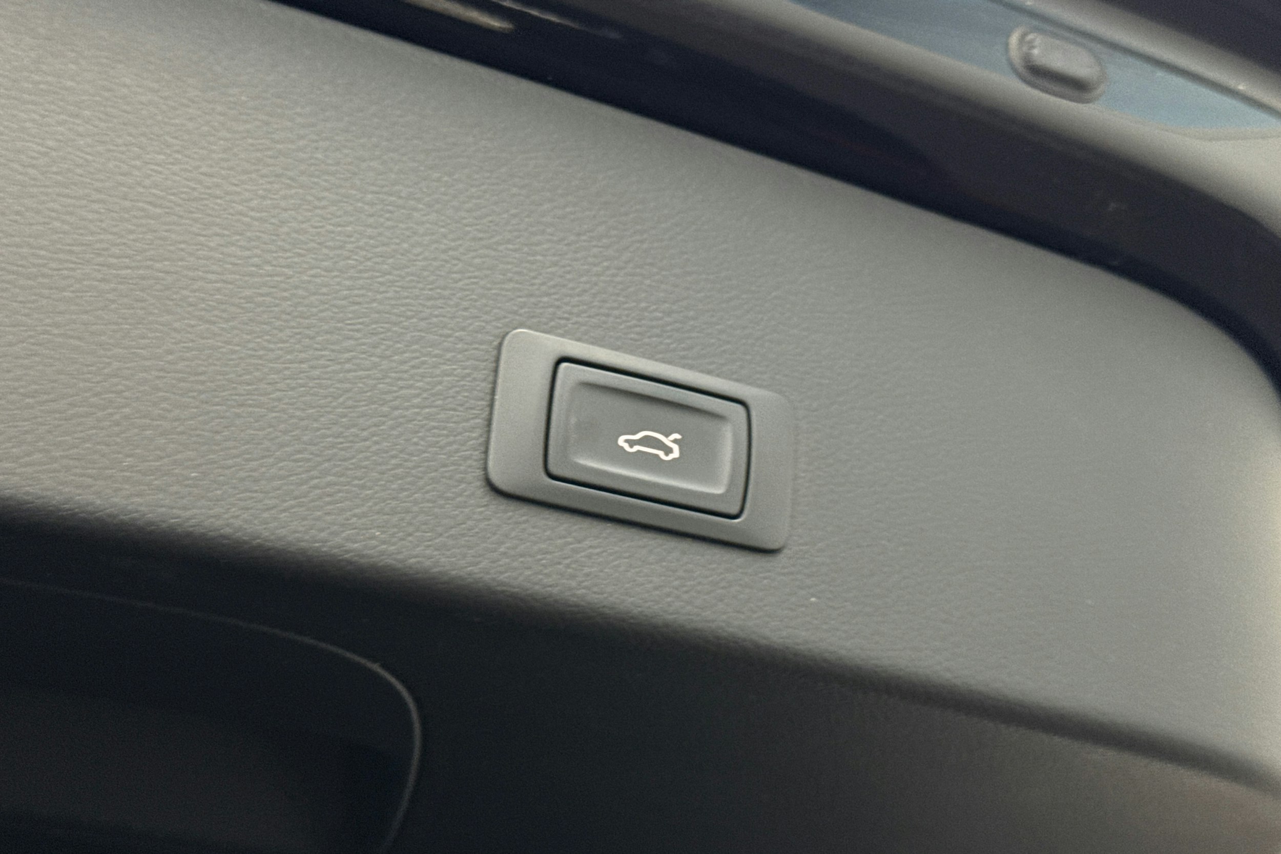 musta Audi A6 2018 kuva 41.