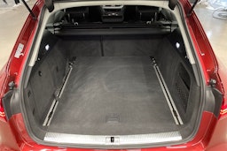 punainen Audi A6 2018 kuva 12.